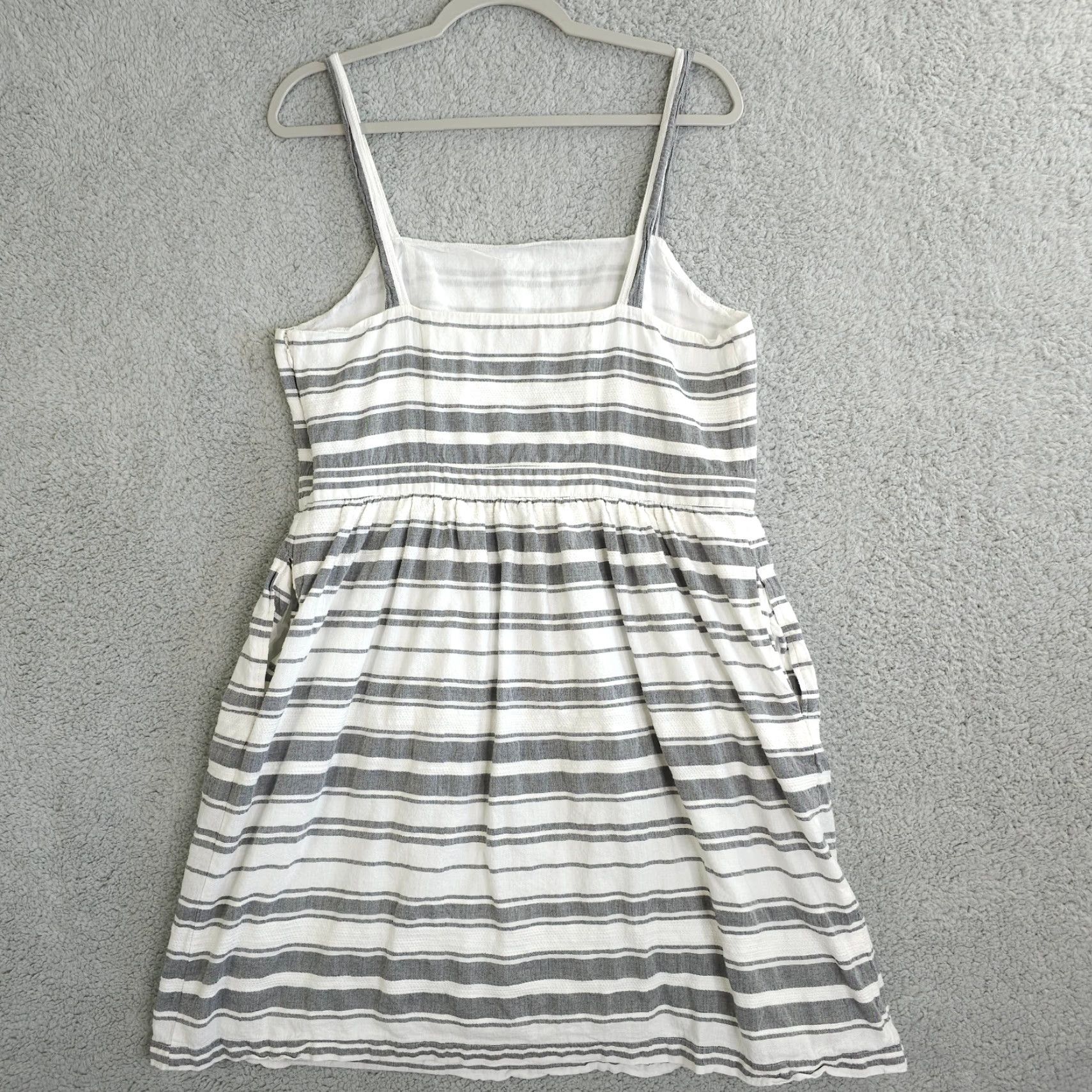 Loft VINTAGE LOFT Dress Womens L Gray White Striped Fit Flare Knee Casual Pockets Size L / US 10 / IT 46 - 2 Thumbnail