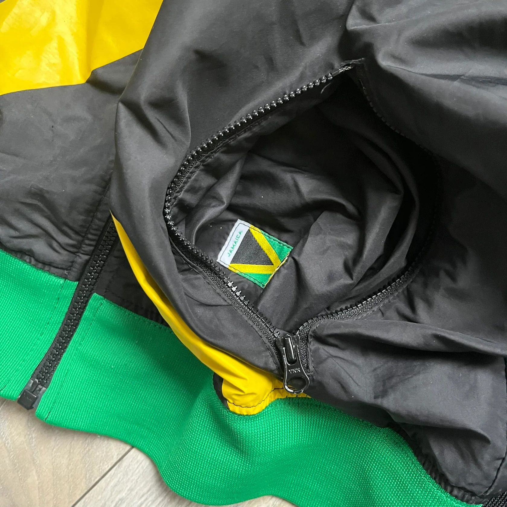Nike Nike Jamaica Olympics 2008 Split Windbreaker (Small) Size US S / EU 44-46 / 1 - 5 Thumbnail