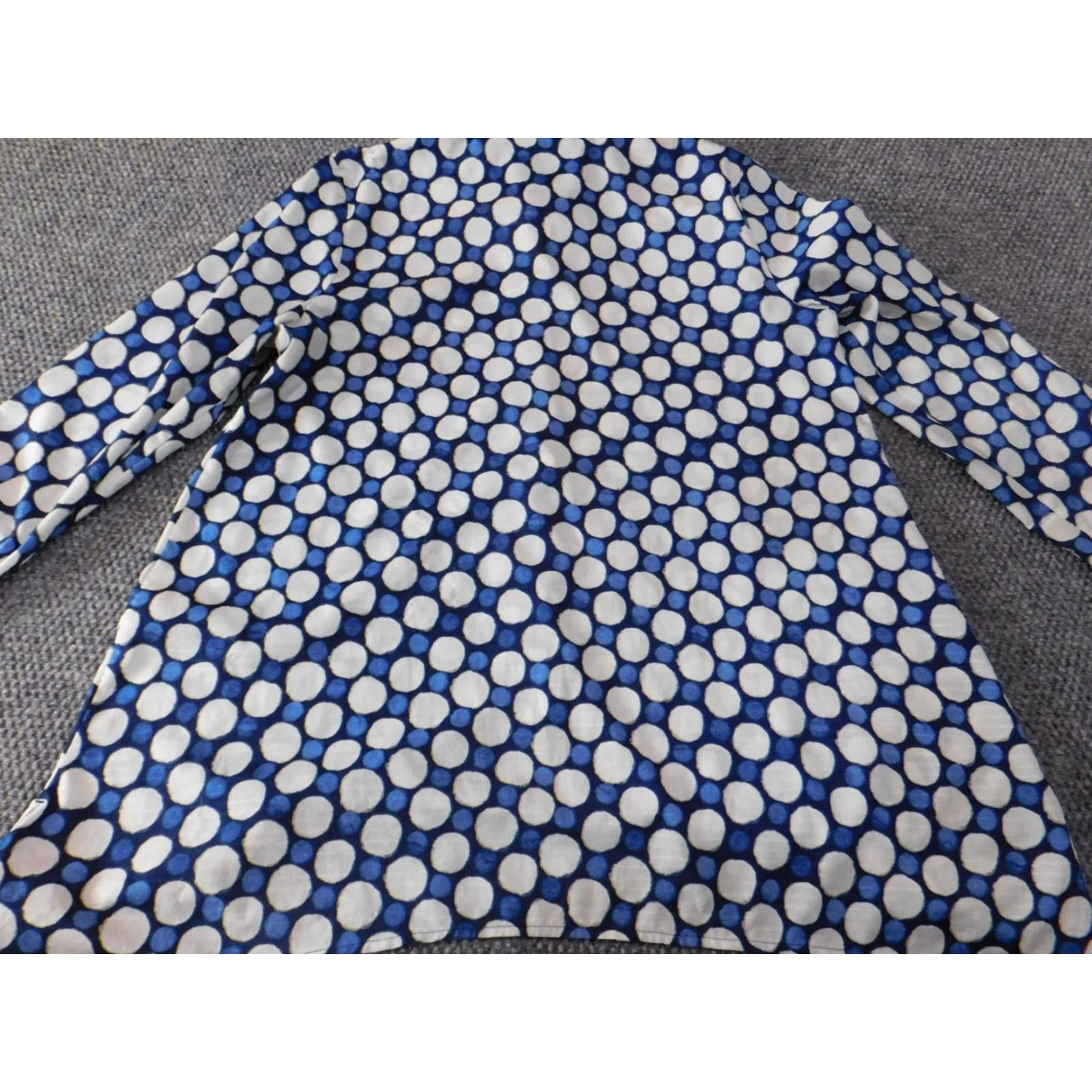 Vintage Chicos Button-Up Shirt Womens Blue Polka Dot Polyester Long Sleeve Collared Casual Designer Oversized Basic Pullover Size 1 Size XS / US 0-2 / IT 36-38 - 7 Thumbnail