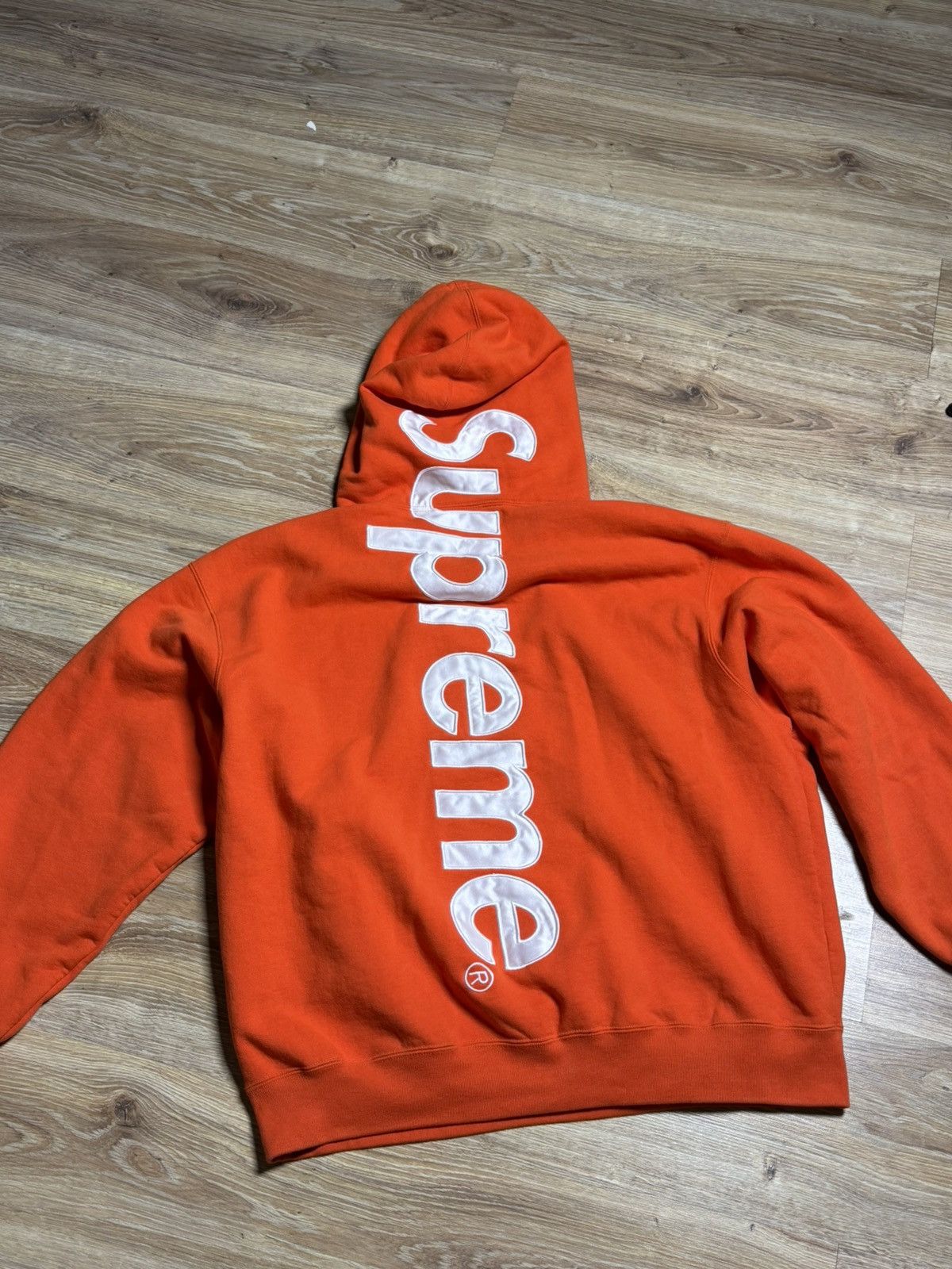 Supreme Supreme orange hoodie Size US L / EU 52-54 / 3 - 4 Thumbnail