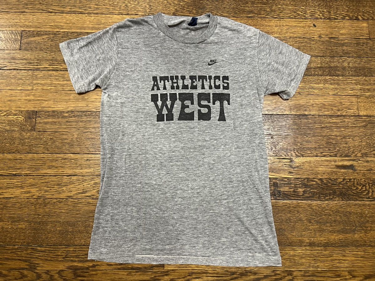 image of Nike Athletic West T-Shirt in Grey, Men's (Size Medium)