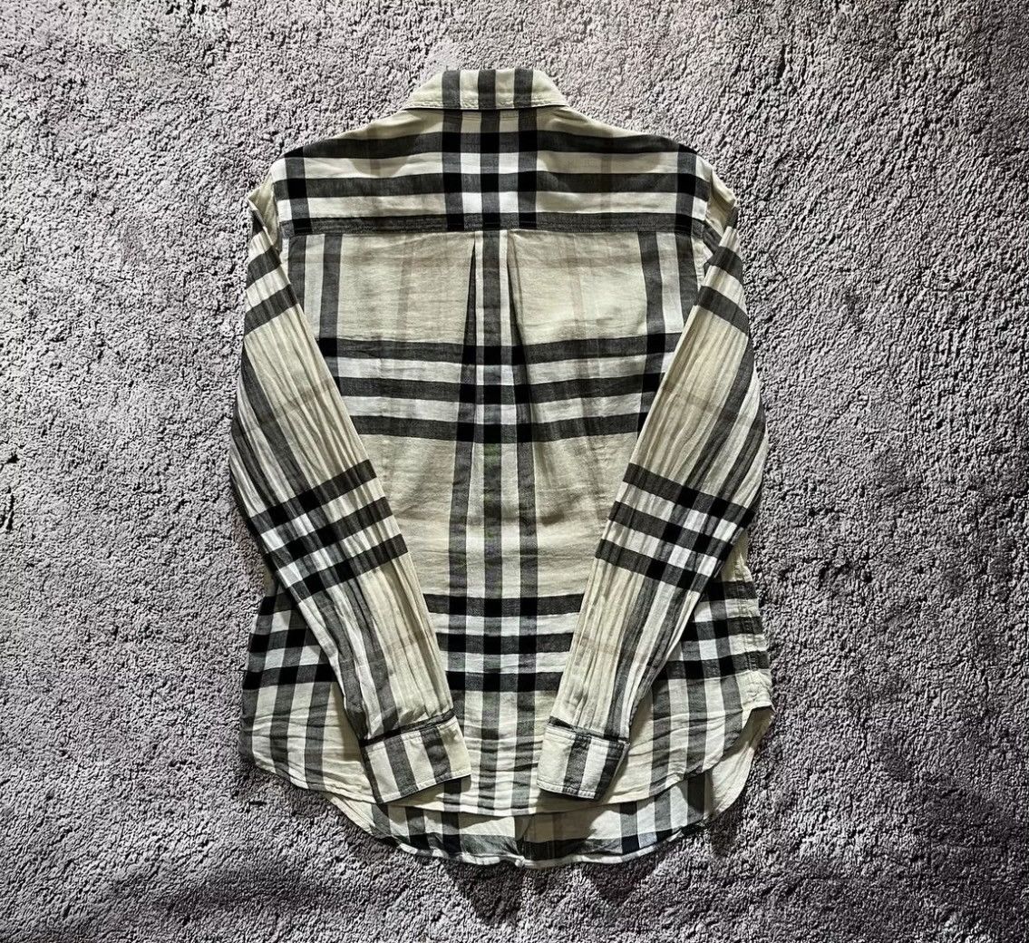 Burberry × Vintage Burberry Vintage Print Long Sleeve Button-Up Women's Size S Size S / US 4 / IT 40 - 2 Thumbnail