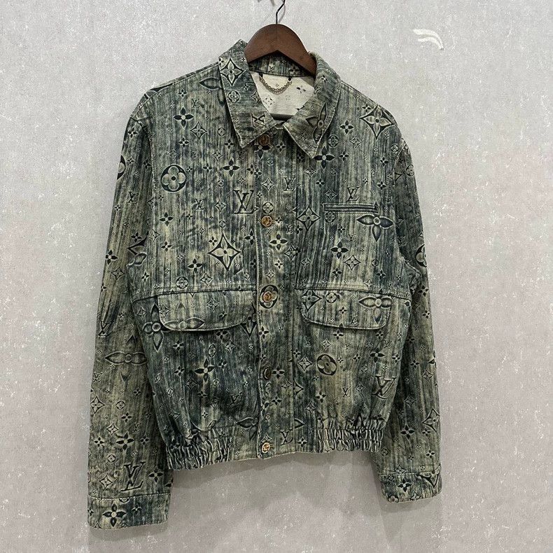 Louis Vuitton Louis Vuitton Worn-out tie-dyed floral denim jacket 2505-Ne Size US M / EU 48-50 / 2 - 3 Thumbnail
