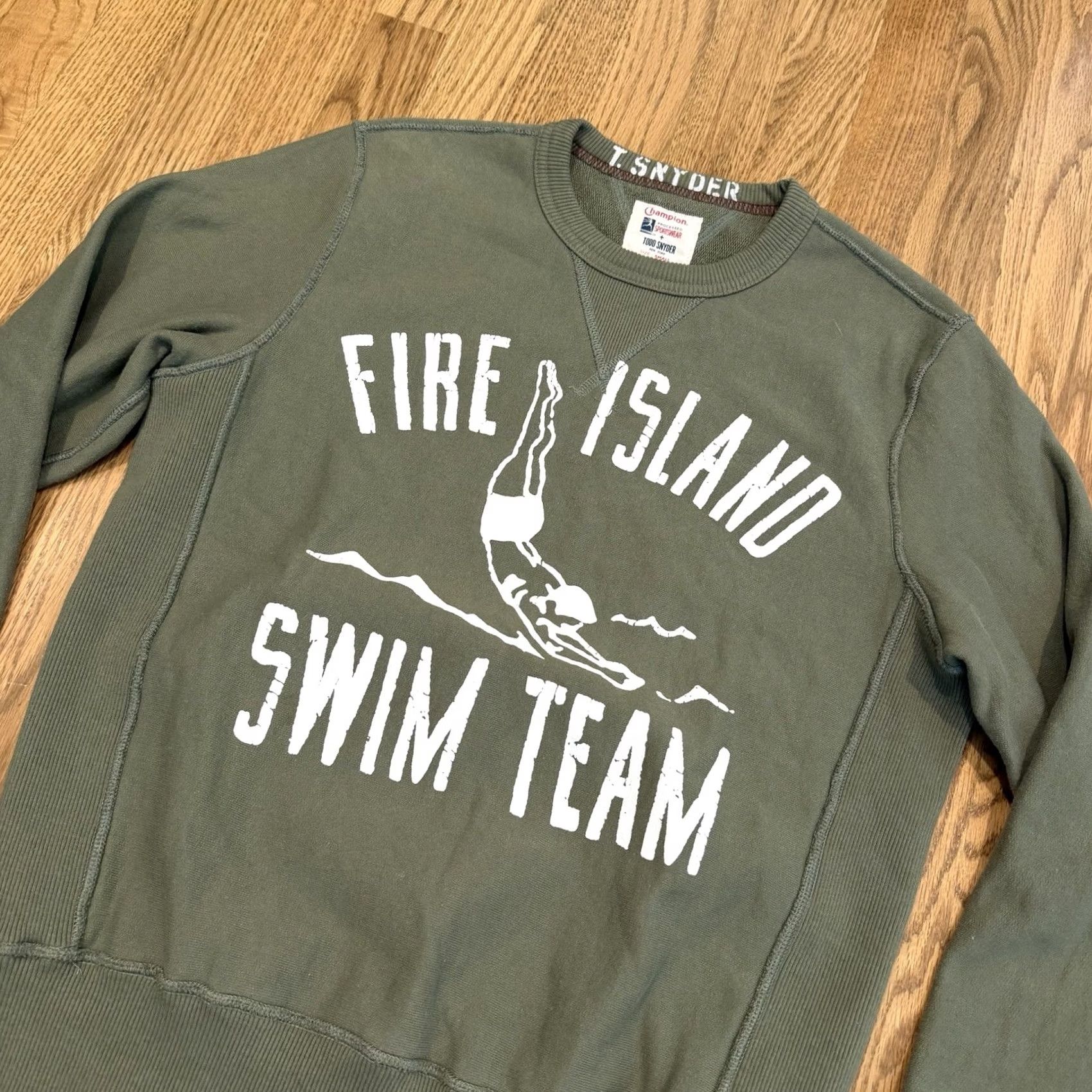 Todd Snyder Todd Snyder Sweatshirt Men’s Small Green Graphic Print Crewneck Pullover Long Sleeve Fleece Cotton Size US S / EU 44-46 / 1 - 3 Thumbnail