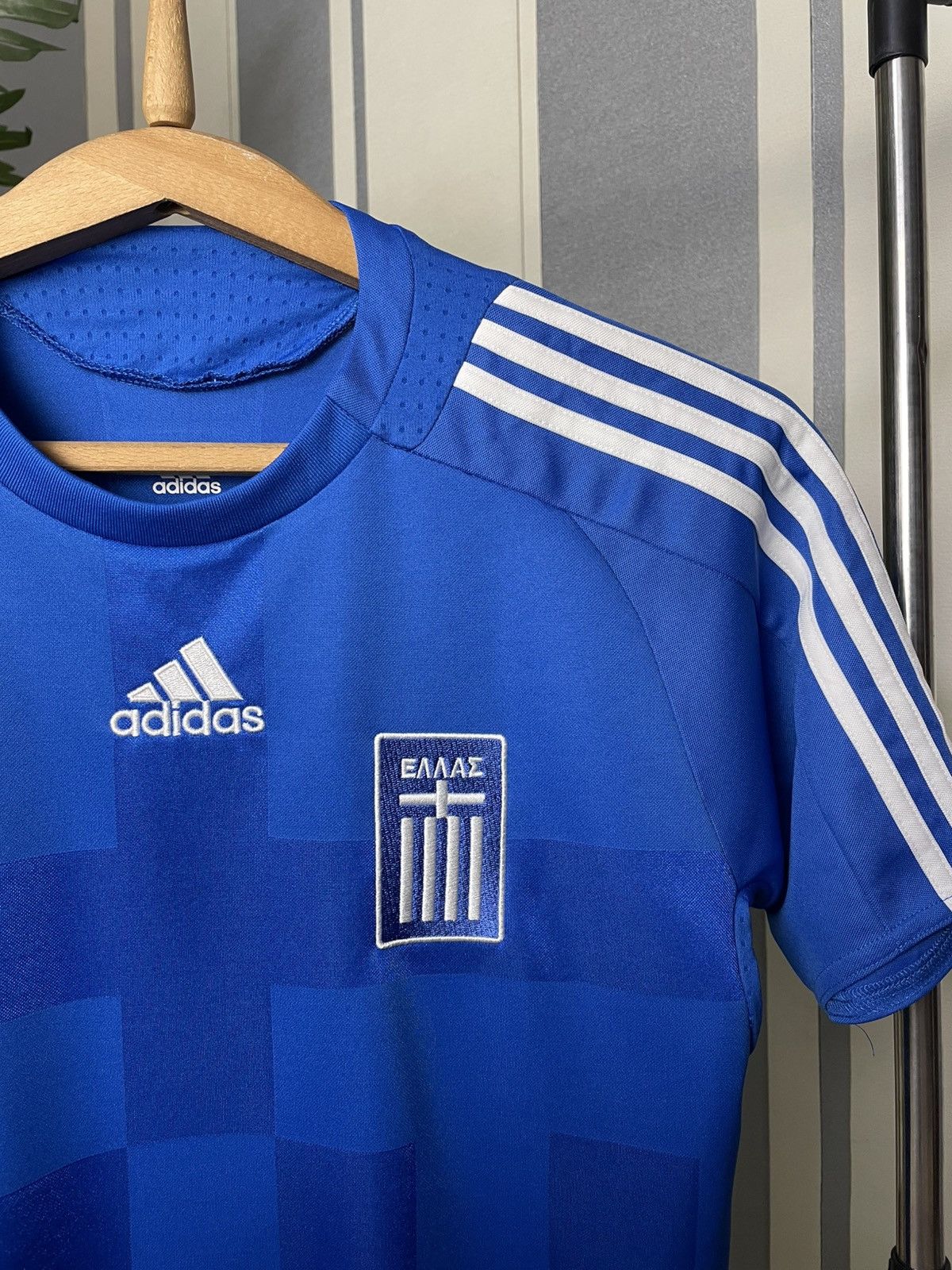 Adidas Vintage Adidas Greece 2007-2009 Soccer Jersey Size US S / EU 44-46 / 1 - 2 Thumbnail