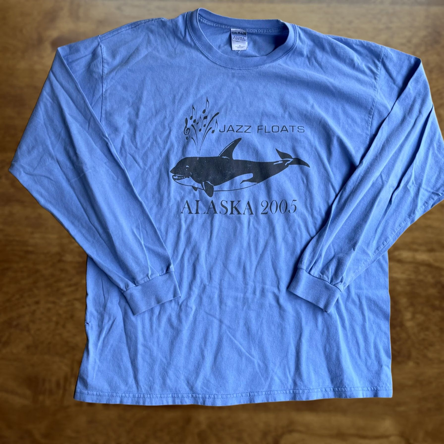 Gildan Vintage Jazz Floats Alaska Cruise 2005 Mens XL Blue Long Sleeve T-Shirt Gildan Ultra Cotton Heavyweight Crew Neck Graphic Print T-Shirt Size US XL / EU 56 / 4 - 1 Thumbnail
