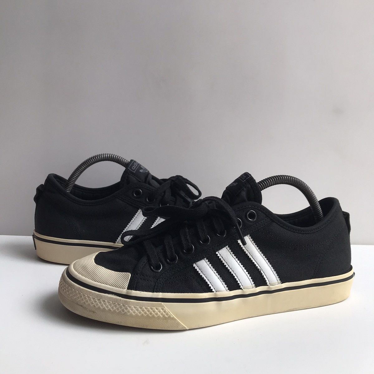 Adidas Adidas Originals Nizza skateboard sneakers shoes black canv Size US 10 / EU 43 - 2 Thumbnail