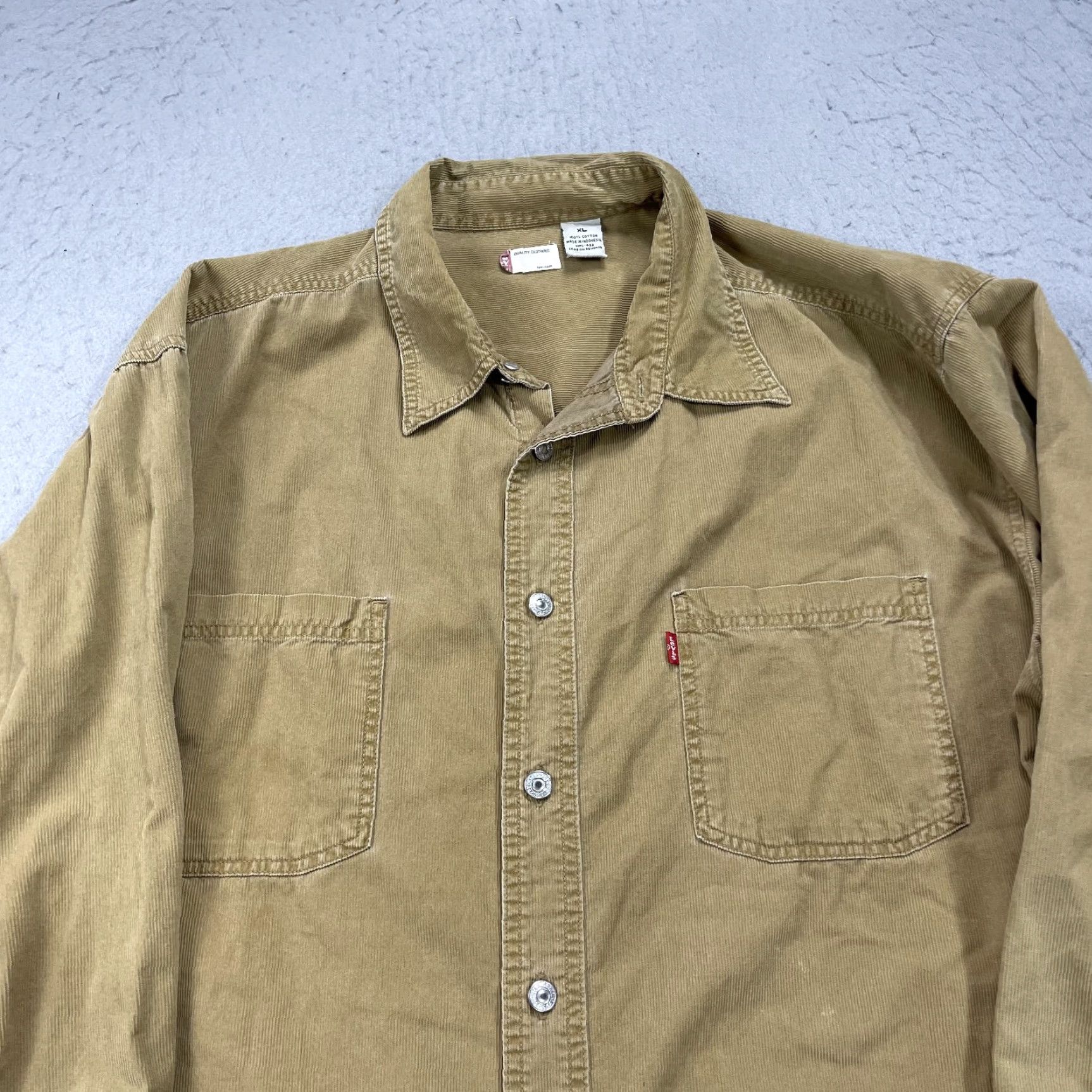 Levi's VINTAGE Levi's Shirt Mens XL Brown Corduroy Cotton Long Sleeve Button-Up Casual 90s Size US XL / EU 56 / 4 - 2 Thumbnail