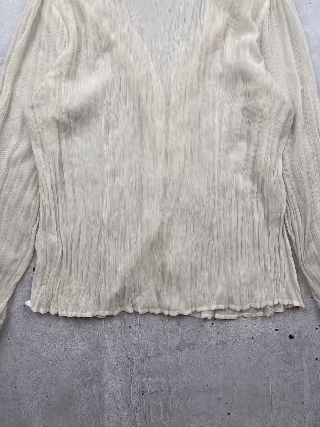 Japanese Brand × Vintage Vintage Worn Pleated Blouse Size M / US 6-8 / IT 42-44 - 7 Thumbnail