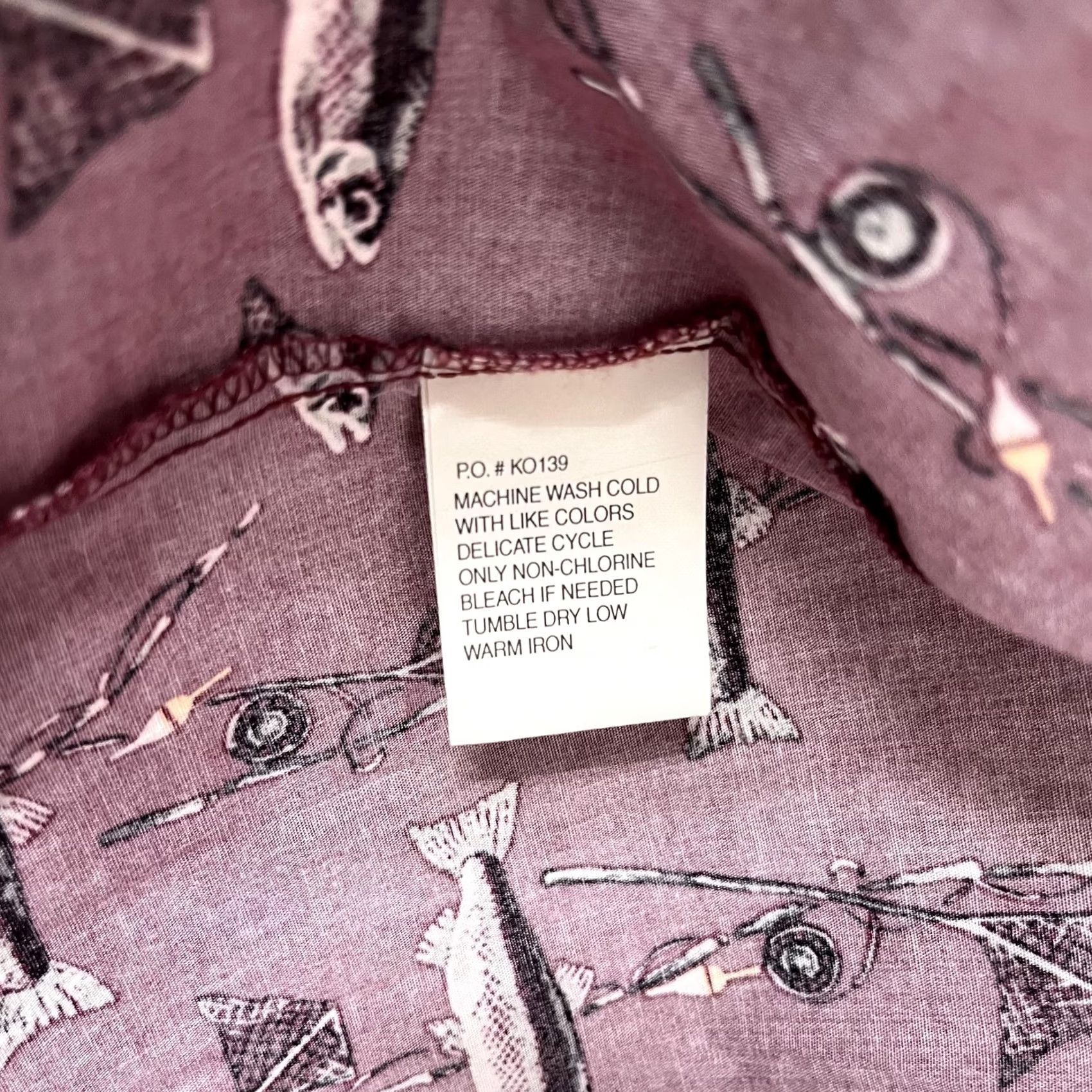 Vintage Natural Issue Mens XLT Red Fish Print Short Sleeve Button-Up Wrinkle Free Shirt Size US XL / EU 56 / 4 - 4 Thumbnail