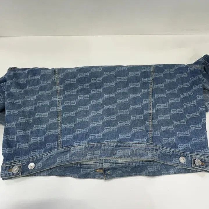Balenciaga Balenciaga Denim Logo Button-Up Jacket. Size US S / EU 44-46 / 1 - 8 Thumbnail