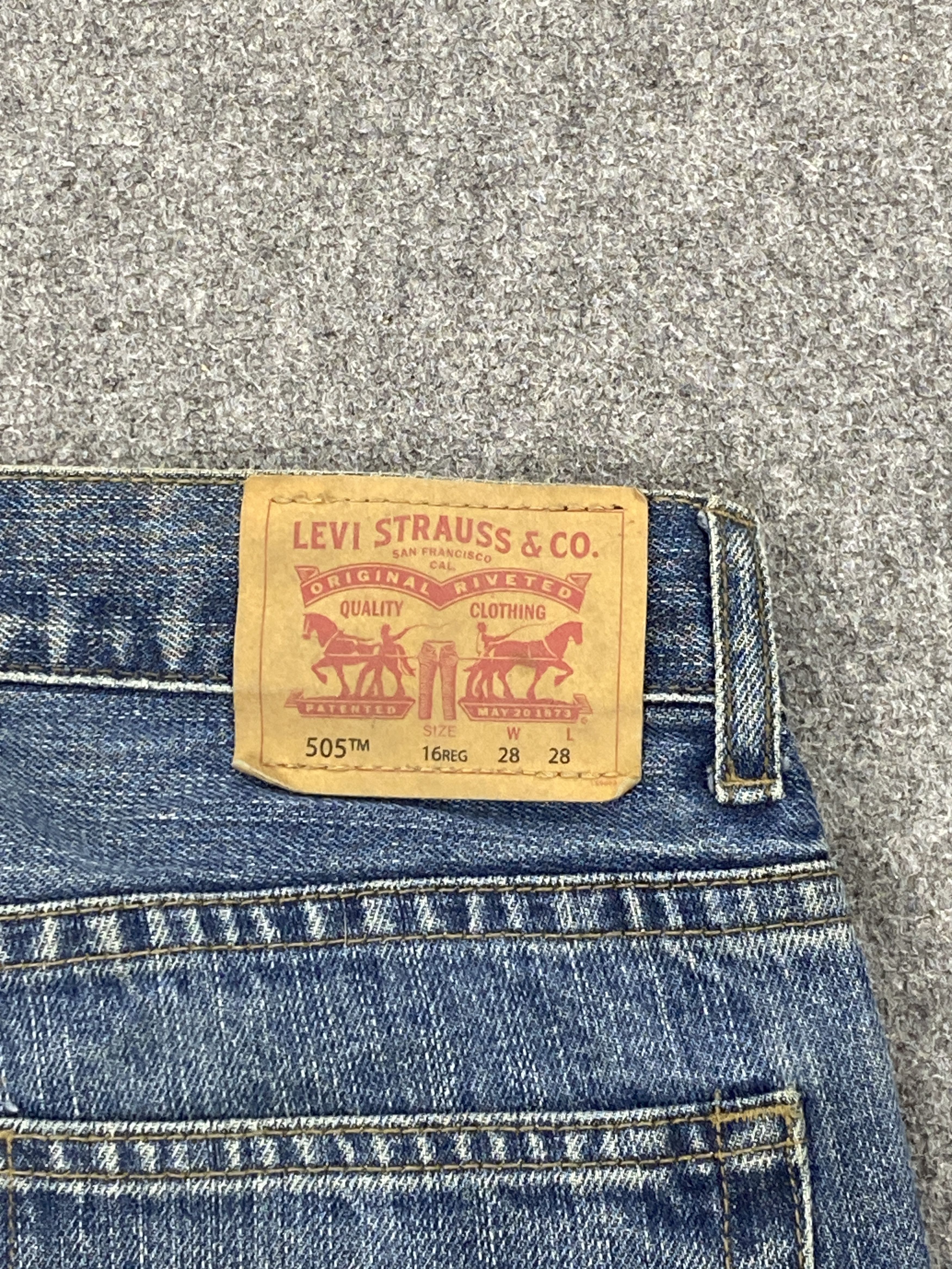 Levi's Vintage Levis 505 Regular Fit Blue Denim DP2332 Size US 28 / EU 44 - 5 Thumbnail