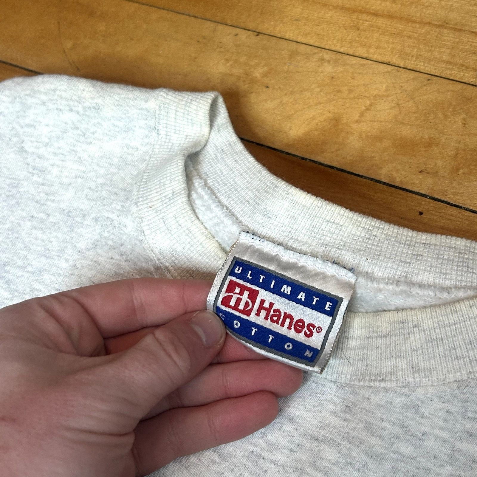 Hanes Vintage Nada Klu Random Crewneck Large Size US L / EU 52-54 / 3 - 3 Thumbnail