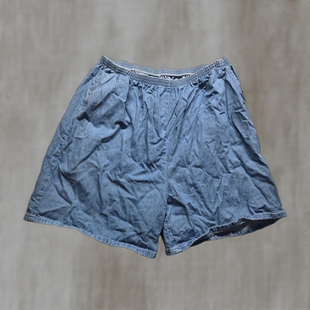 Vintage VINTAGE CHIC Blue Jean Denim High Waisted Bermuda Shorts Women's Size 26W Size 26" / US 2 / IT 38 - 1 Thumbnail