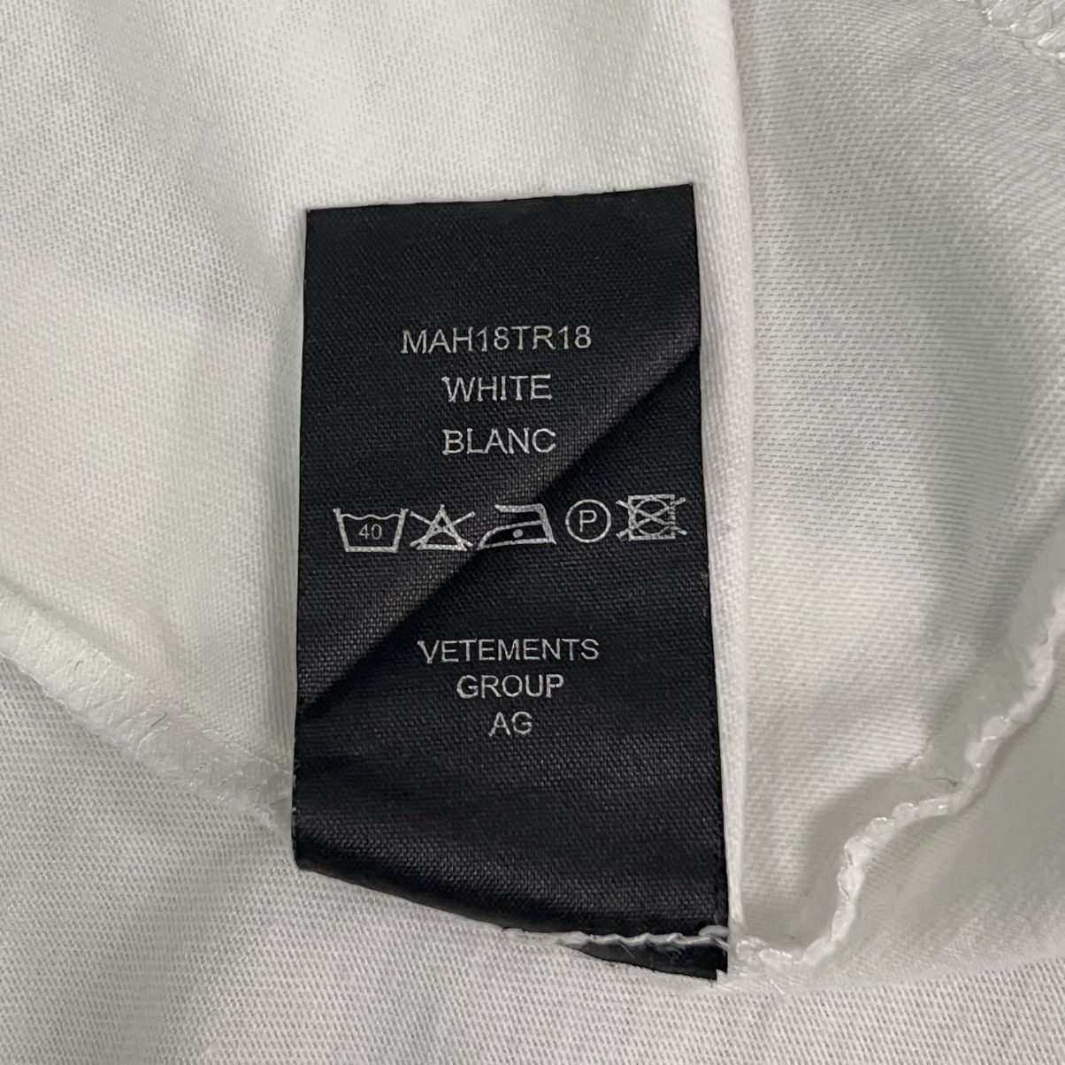 Vetements Vetements FW17 United Nations/Fugs/Proverb Spliced Tee Size US M / EU 48-50 / 2 - 18 Thumbnail