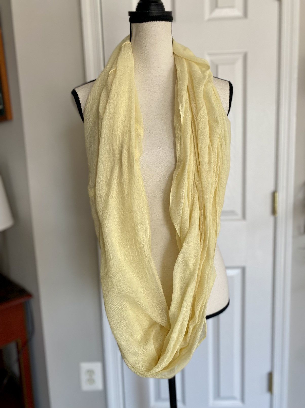 Vintage VINTAGE SOLID YELLOW COTTON PULLOVER SCARF Size ONE SIZE - 6 Thumbnail
