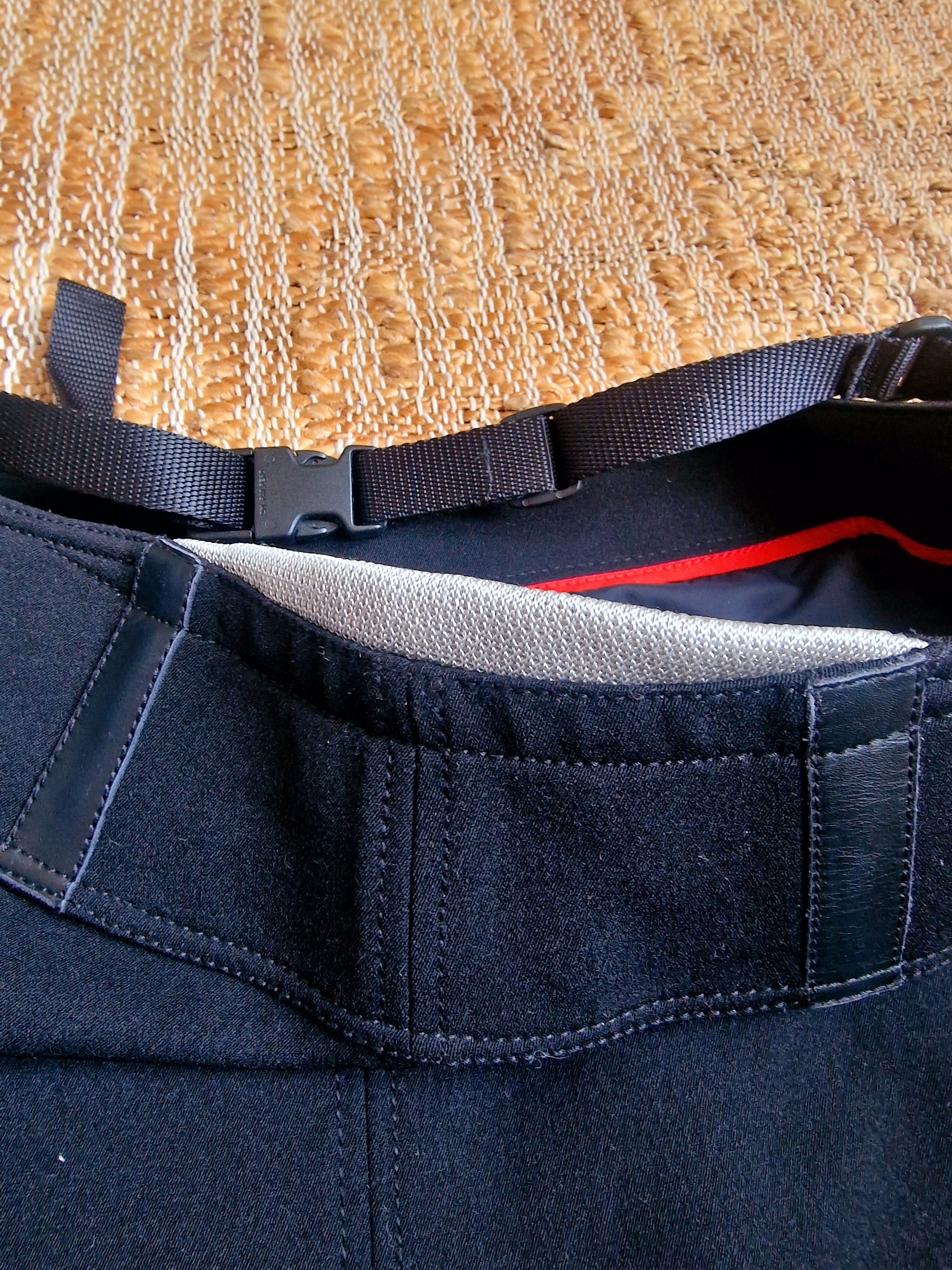 Prada Prada Sport Cargo Buckle Padded Belt Tactical Strap Skirt Size 30" / US 8 / IT 44 - 10 Thumbnail