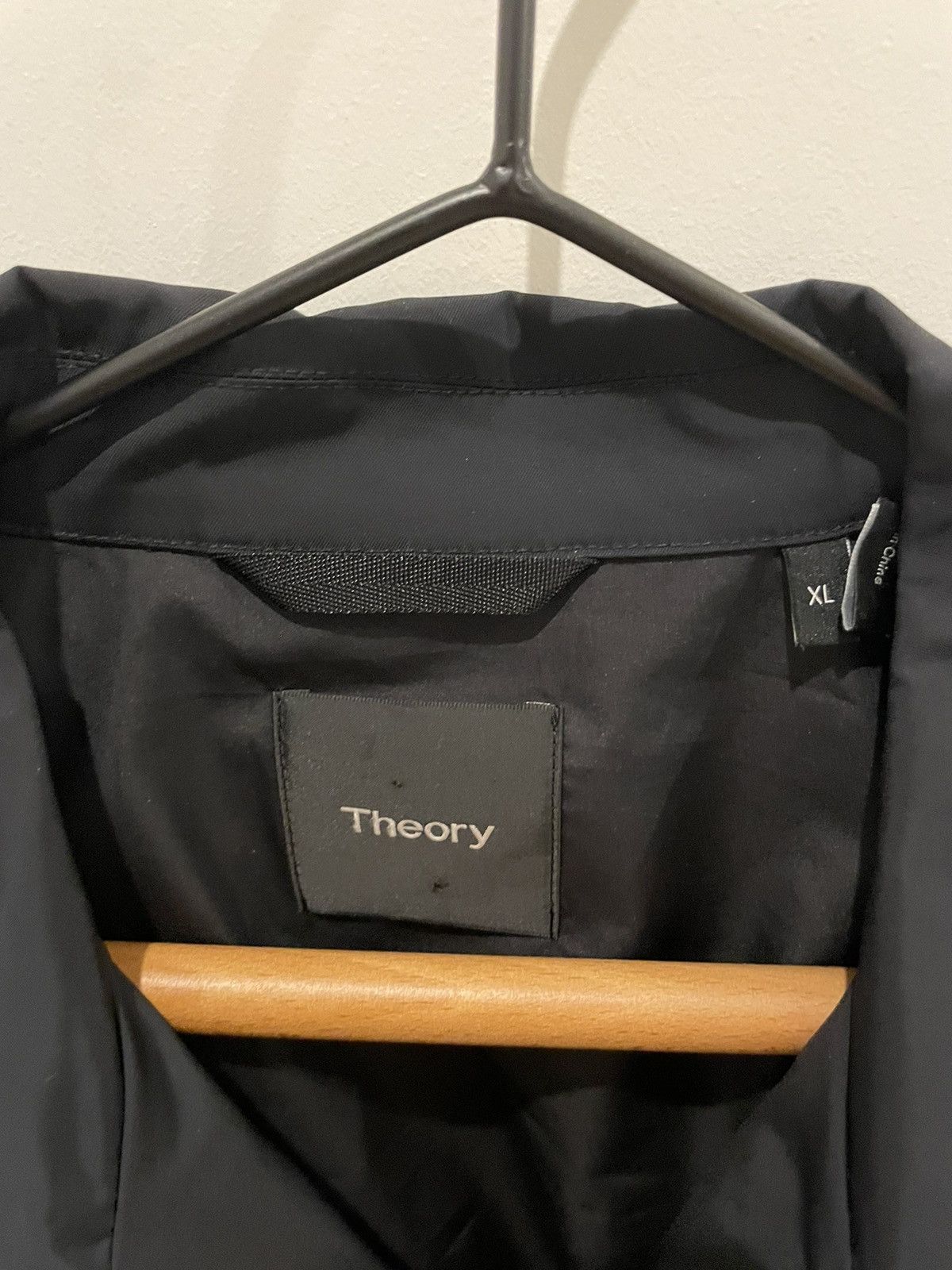 Theory Theory Rainjacket XL Size US XL / EU 56 / 4 - 2 Thumbnail