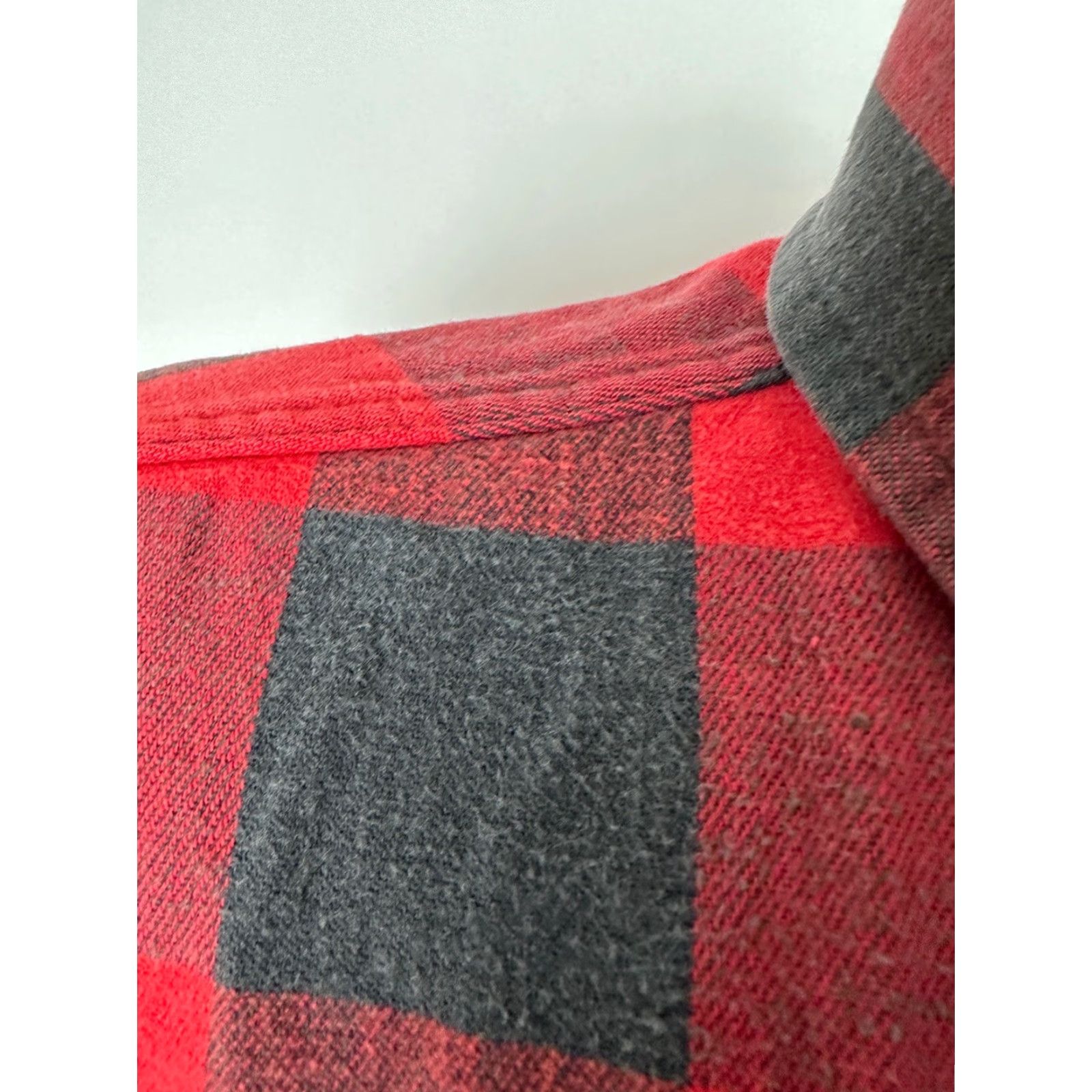 Vintage VINTAGE St. John's Bay Heavyweight Flannel Shirt Men XL Buffalo Plaid Button-Up, Long Sleeve, Red, Cotton, 80s 90s Inspired, Work/Casual, Mens Size US XL / EU 56 / 4 - 5 Thumbnail