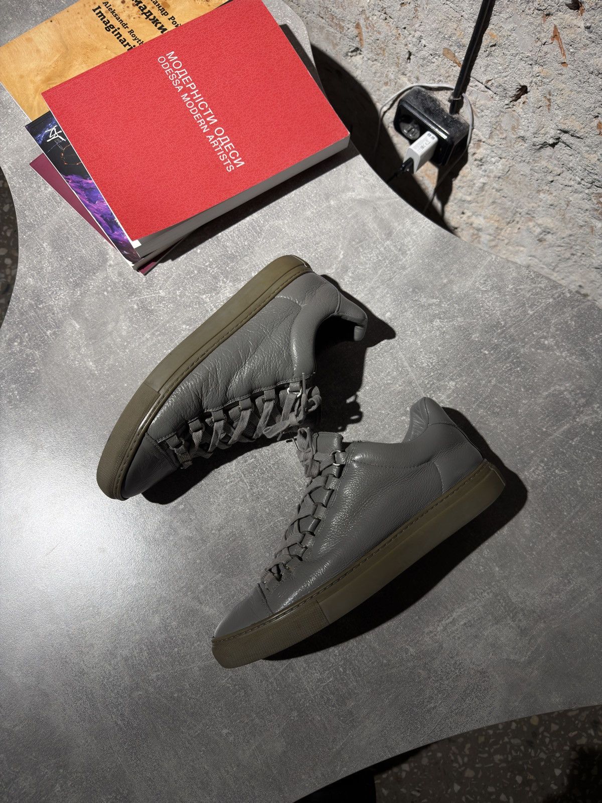 Balenciaga Balenciaga arena low top sneaker 42 Size US 9 / EU 42 - 16 Thumbnail