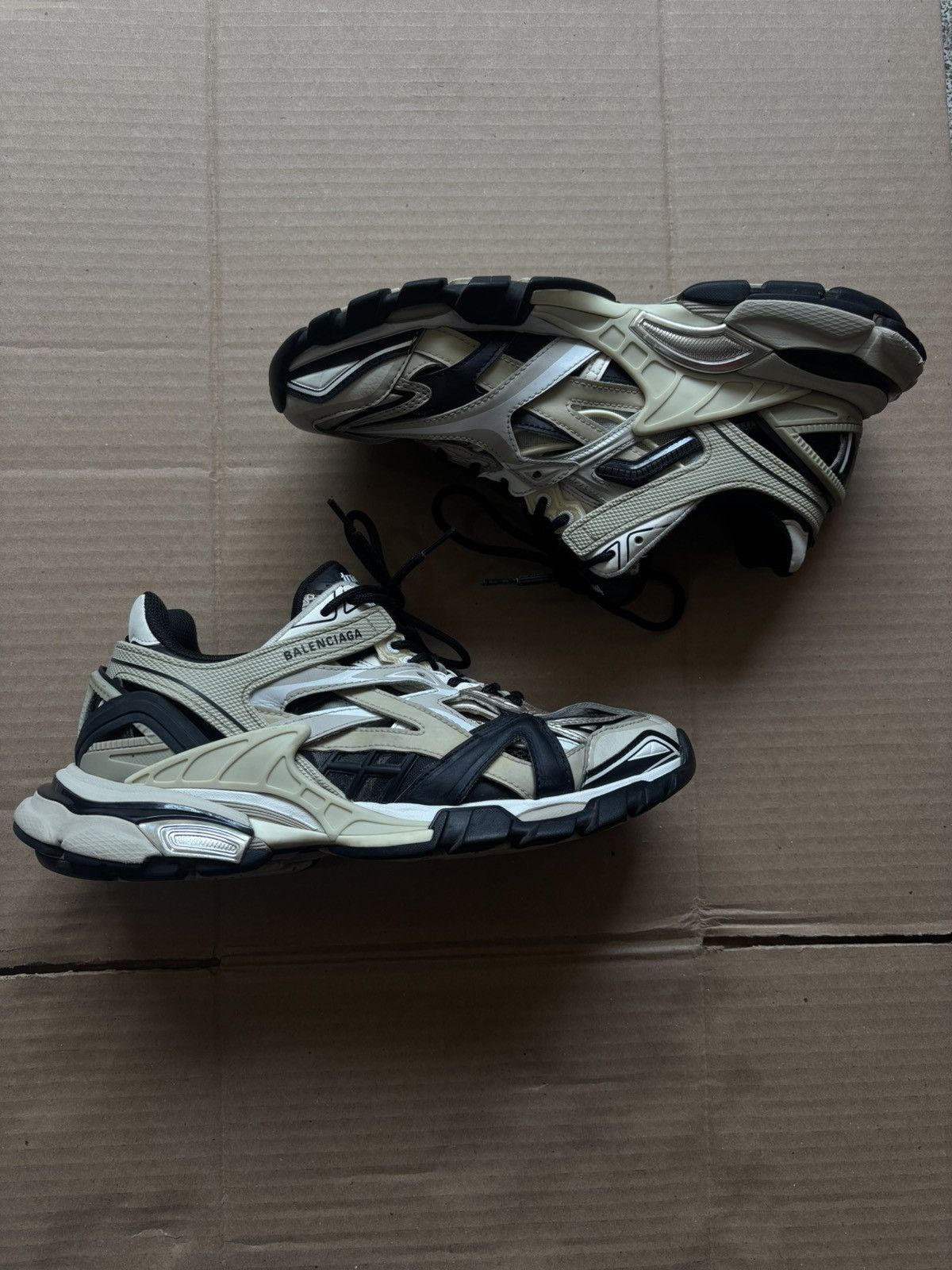 Balenciaga Balenciaga Track2 Size US 7 / EU 40 - 1 Thumbnail