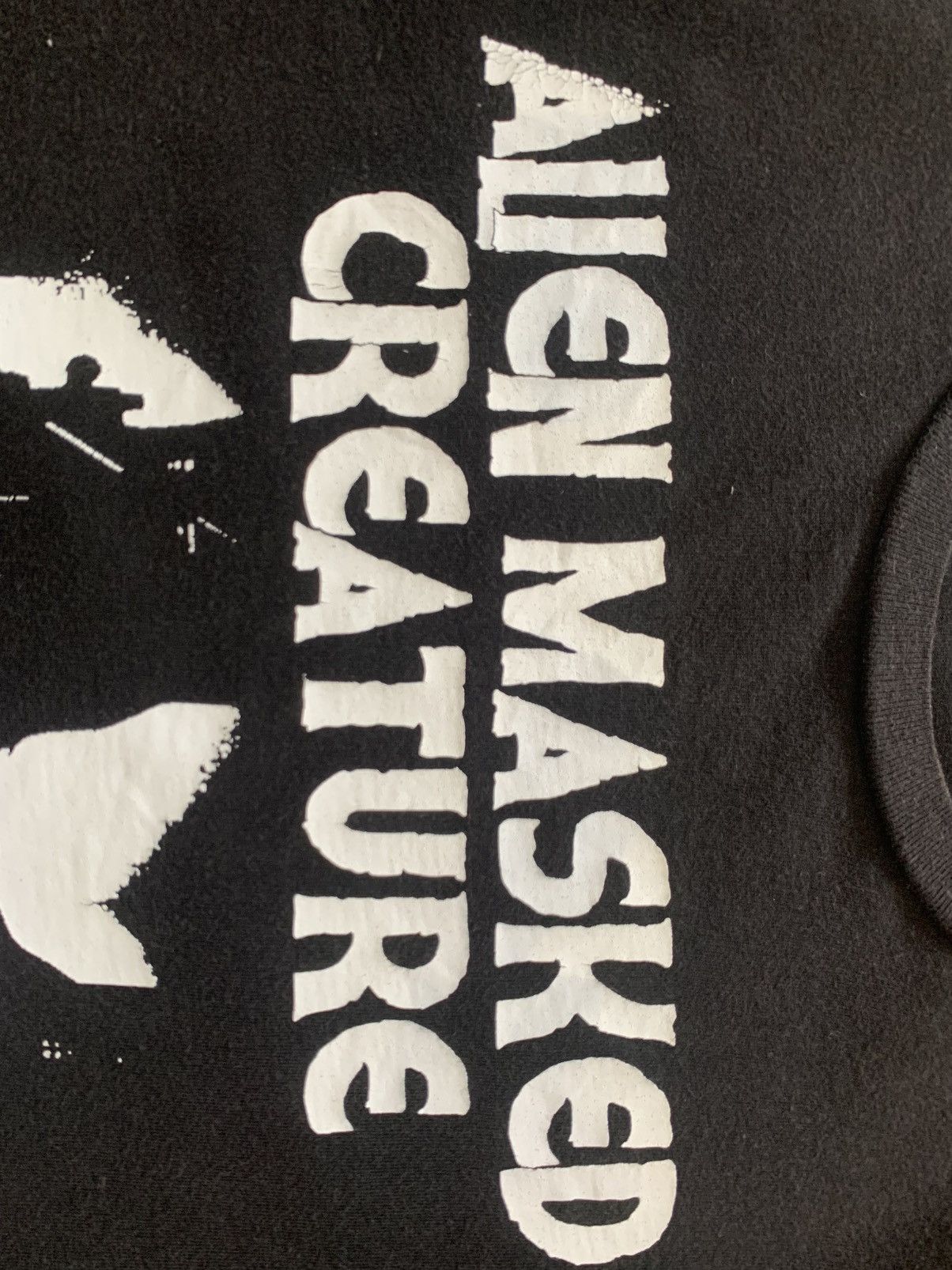 Band Tees Alien Masked Creature Kiyoharu Tour T-shirt Size US S / EU 44-46 / 1 - 10 Thumbnail