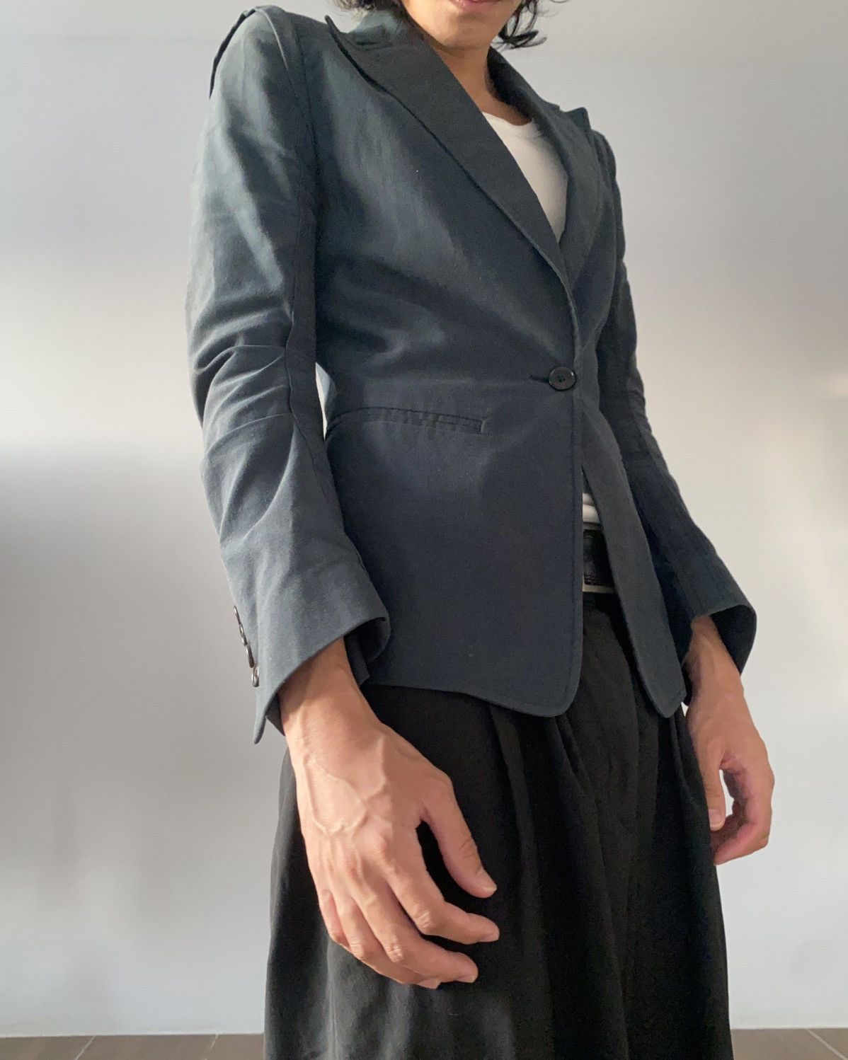 Ann Demeulemeester SS97 Ann Demeulemeester twisted sleeve blazer Size S / US 4 / IT 40 - 4 Thumbnail