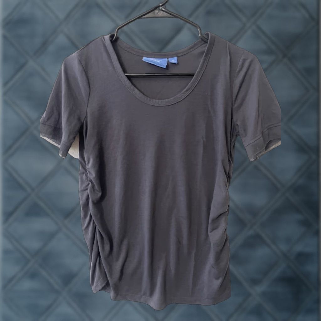 Vintage Pre Owned Simply Vera Vera Wang Women’s T Shirt Tee Shirt XS Gray Size XS / US 0-2 / IT 36-38 - 1 Thumbnail