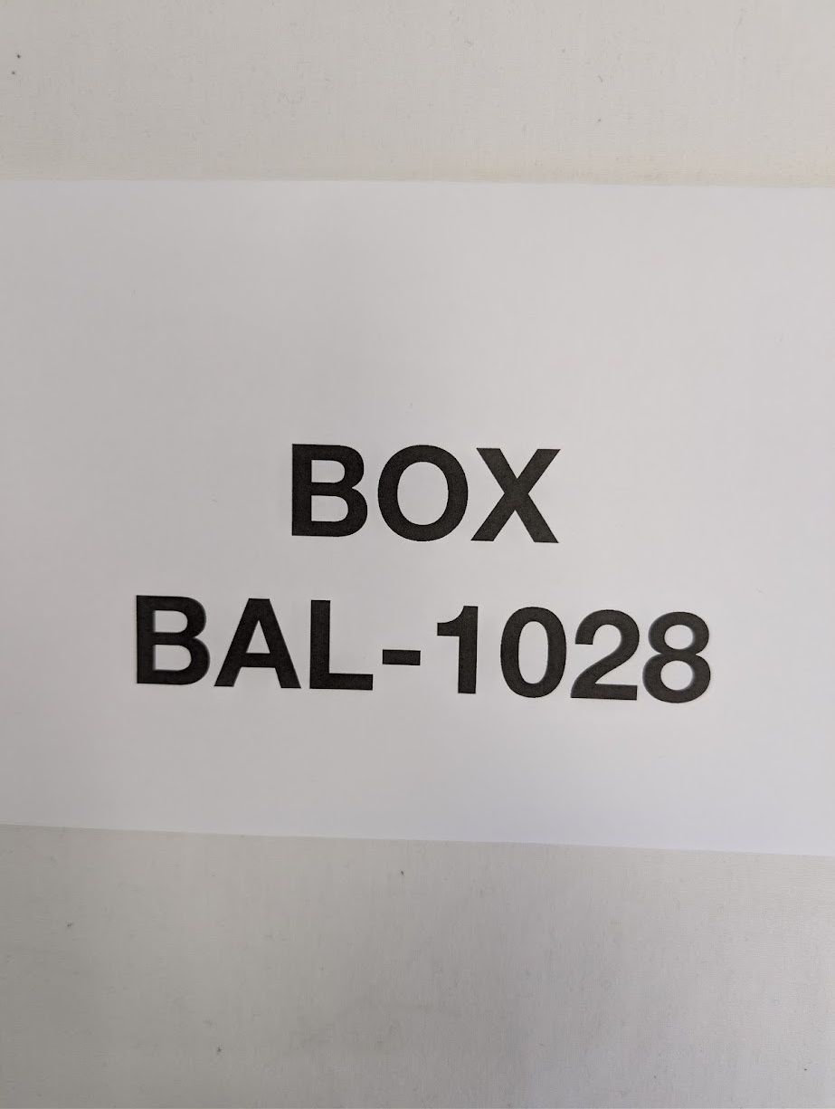 Balenciaga o1rshd1 Monogram Crewneck Sweater in Beige/Brown Size US XL / EU 56 / 4 - 24 Thumbnail