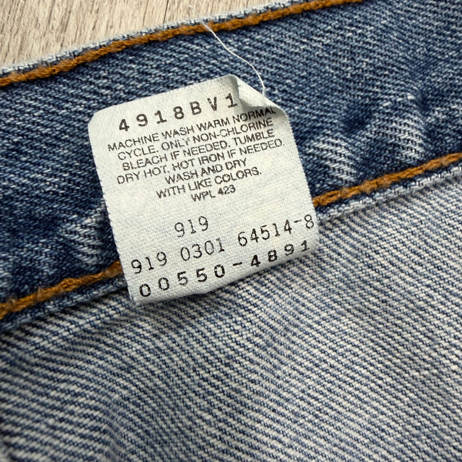Levi's Vintage Levis 505 Regular Fit Straight Leg Jeans Men's 42x32 Size US 42 / EU 58 - 6 Thumbnail