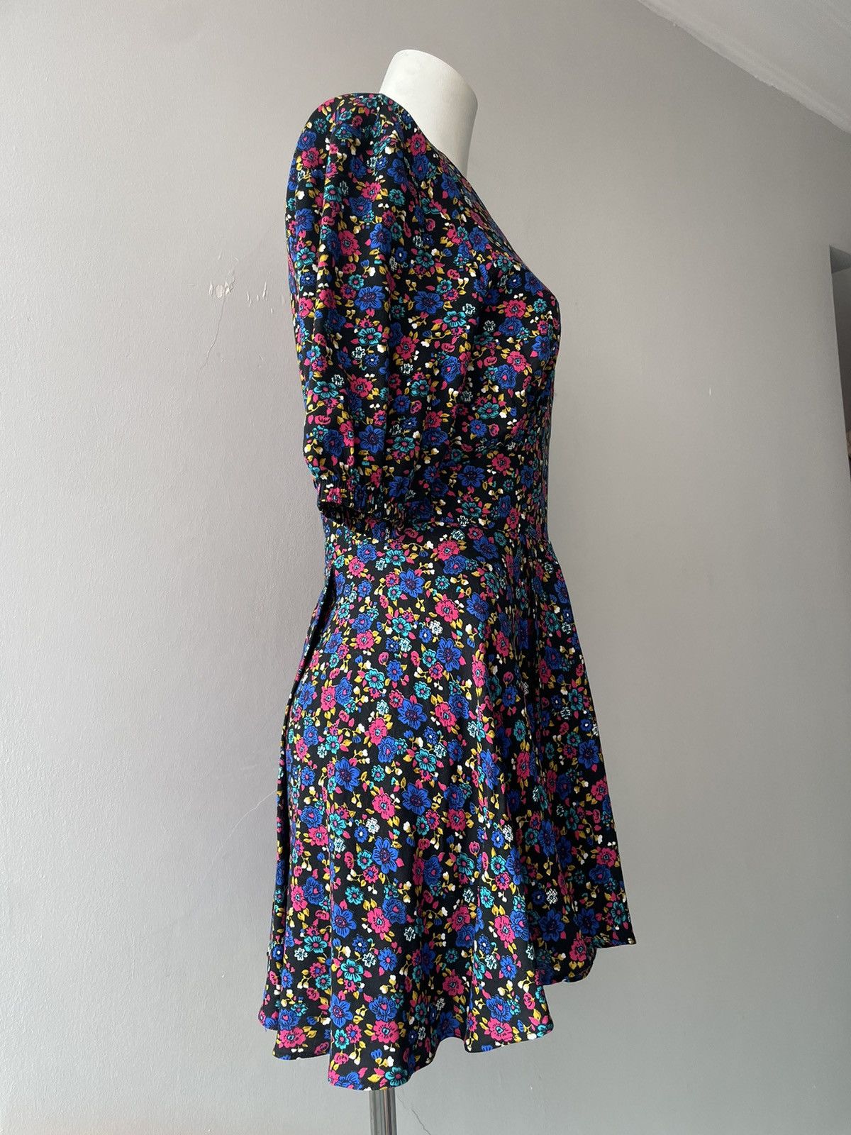 Vintage new arrivals dress Size M / US 6-8 / IT 42-44 - 9 Thumbnail