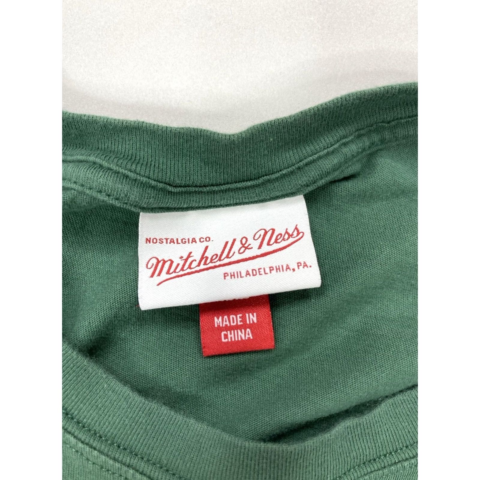 Mitchell & Ness Mitchell & Ness FAMU Florida A&M University Graphic T-shirt Men XL Short Sleeve Crew Neck Green Embroidered Logo Vintage Sports University 90s Mens Size US XL / EU 56 / 4 - 6 Thumbnail