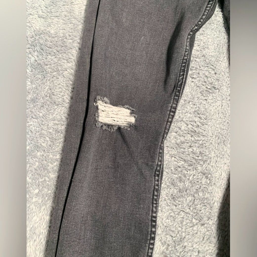 Vintage White fox Distressed Women's Jeans XL Gray Skinny Jeans Women XL Distressed White fox Boutique Distressed Jeans Women XL Gray Skinny Size 40" / US 18 - 5 Thumbnail
