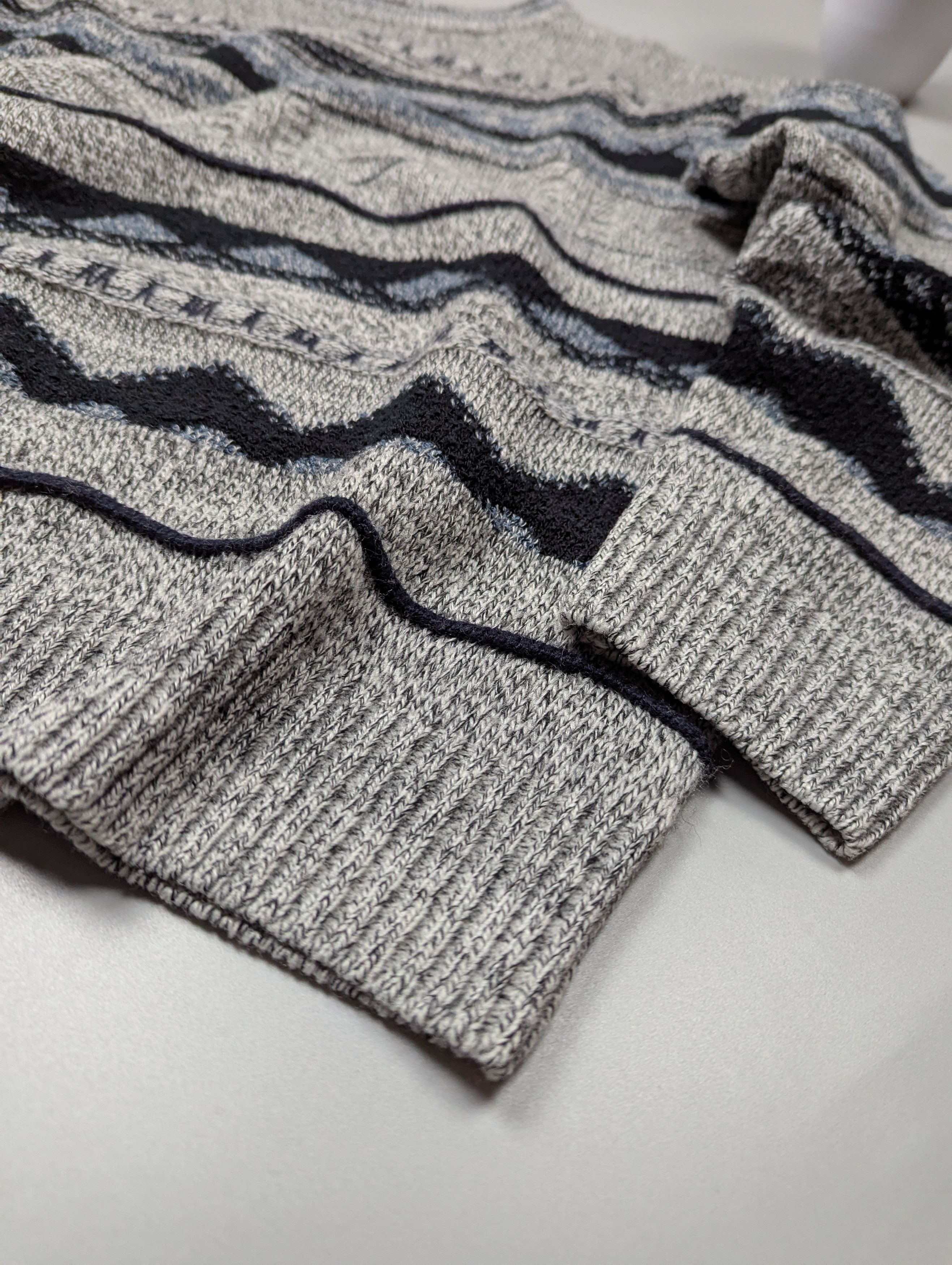 Japanese Brand × Vintage CARLETTI Vintage Italian Men's Knitted Abstract 3D Sweater Size US M / EU 48-50 / 2 - 3 Thumbnail