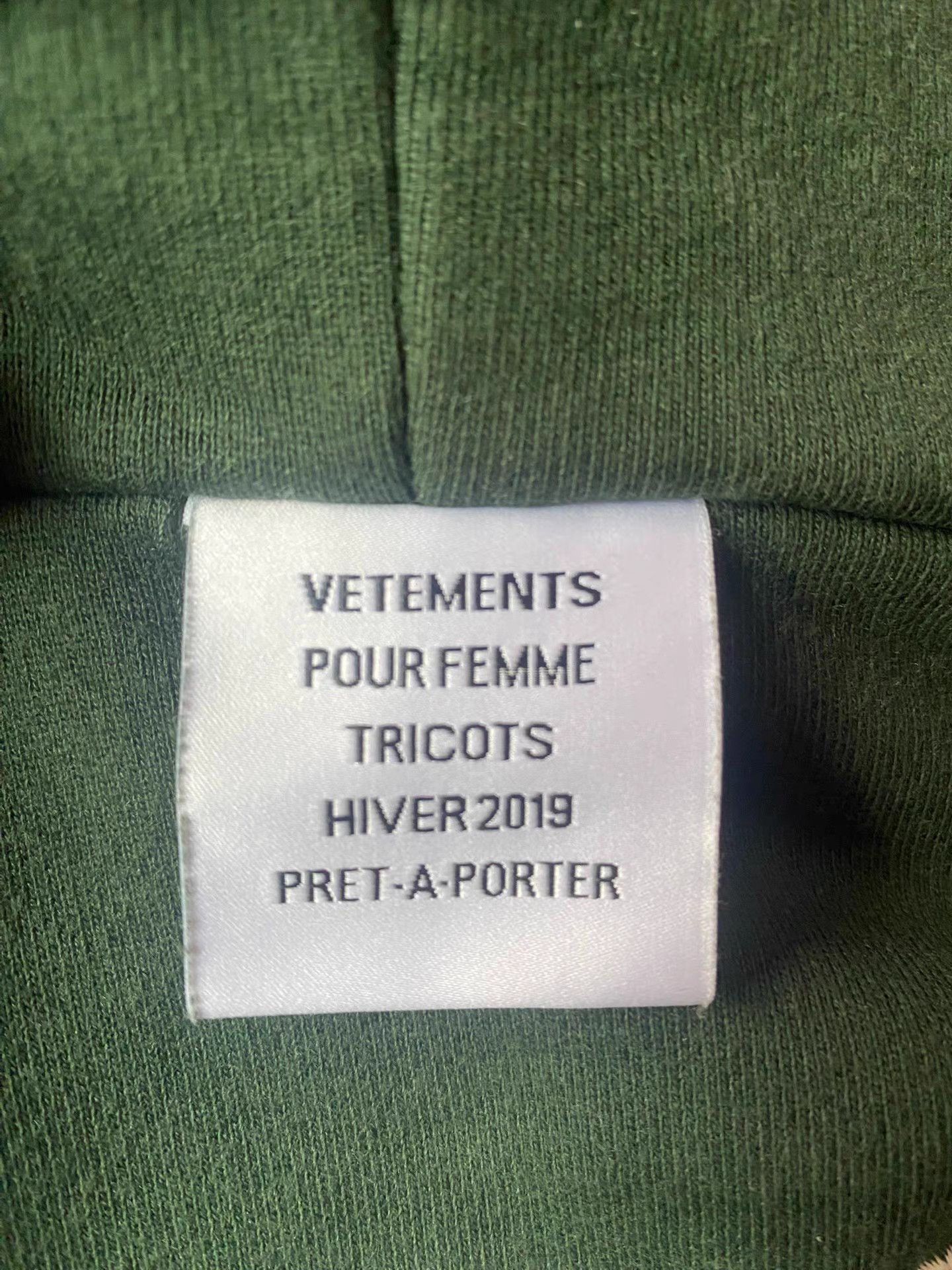 Vetements Vetements Graphic Sweatshirt Size US XS / EU 42 / 0 - 5 Thumbnail