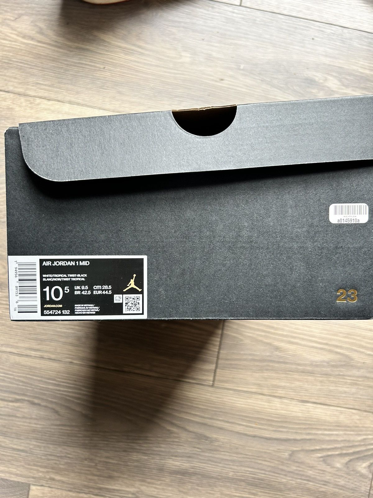 Jordan Brand × Nike Jordan 1 ‘Tropical Twist’ (M10.5) Size US 10.5 / EU 43-44 - 7 Thumbnail