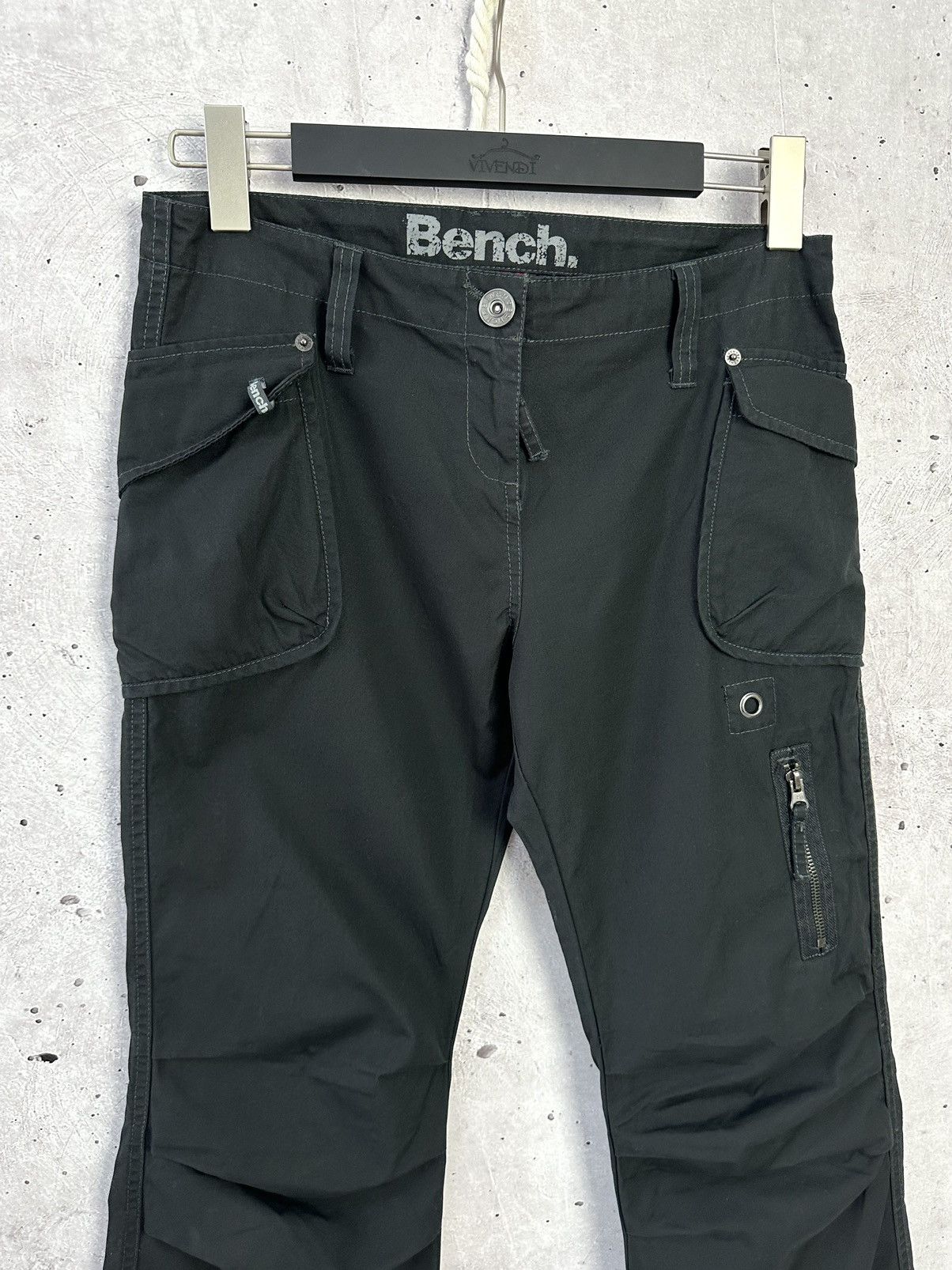 Japanese Brand × Vintage Y2K Vintage Black Cargo Flared Printed Pants Size 28" / US 6 / IT 42 - 2 Thumbnail