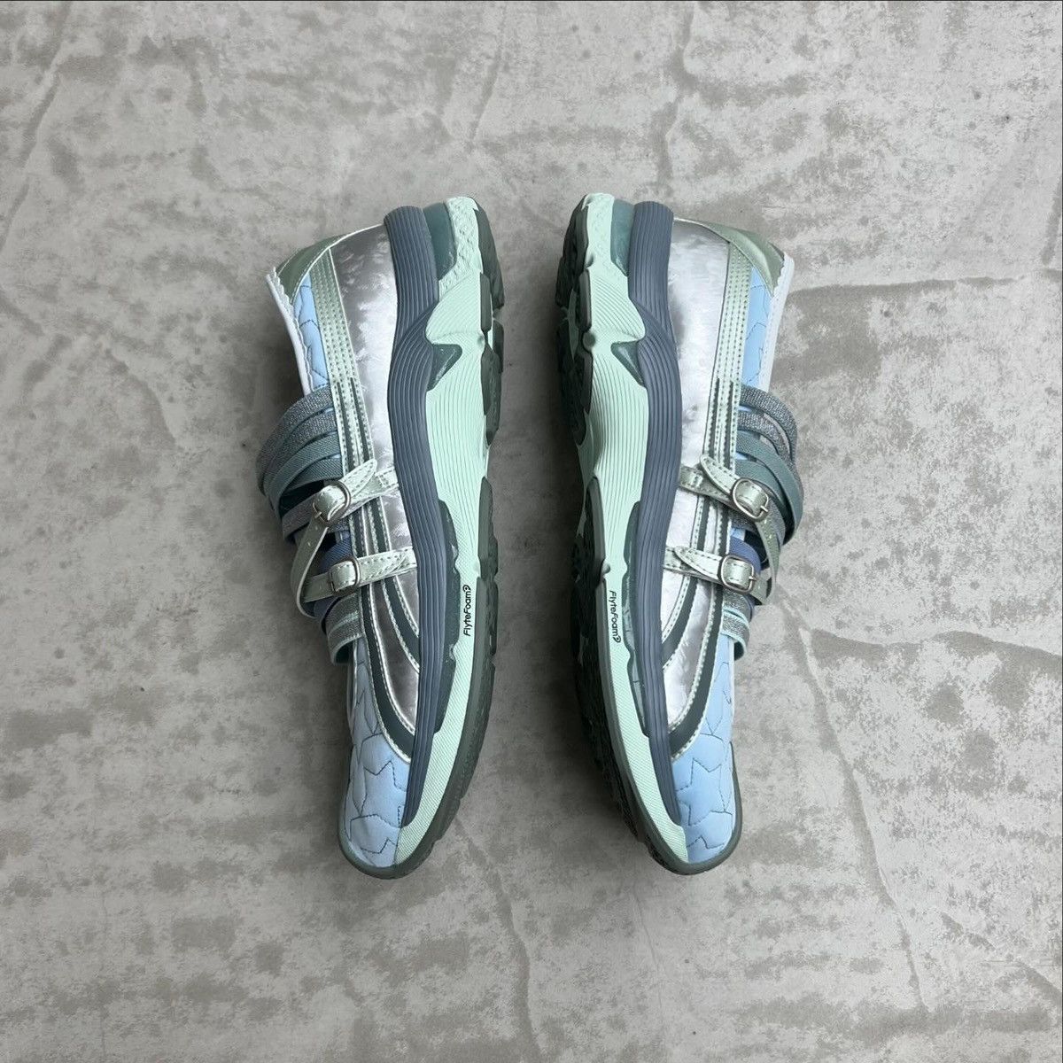 Asics × Heaven by Marc Jacobs × Kiko Kostadinov ASICS x Kiko Kostadinov x Heaven Gel-lokros (Faded Denim) Size US 11 / EU 44 - 2 Thumbnail