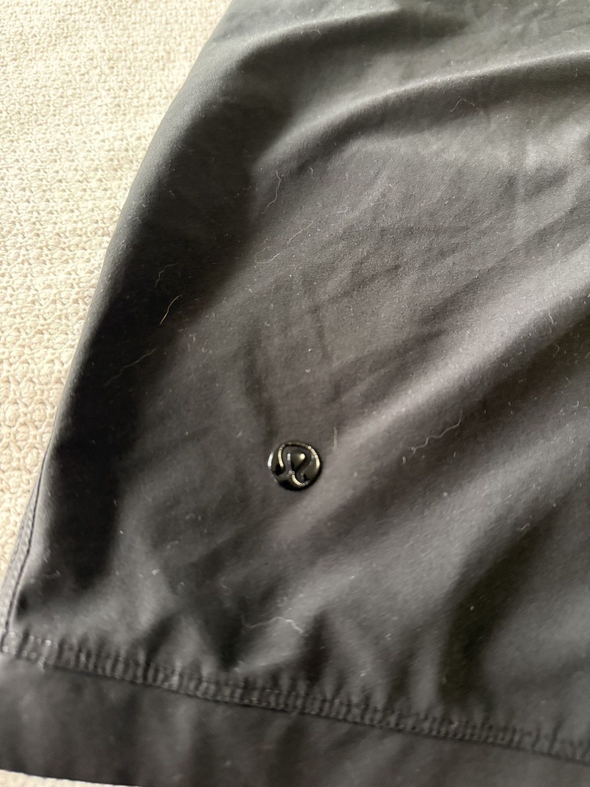 Lululemon Large lululemon athletic shorts Size US 36 / EU 52 - 3 Thumbnail
