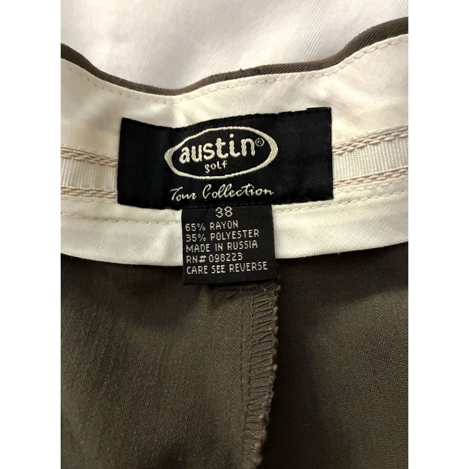 Gustin Austin Men's Front Pleated Khaki Shorts Inseam 8” Sz 38 Size US 38 / EU 54 - 4 Thumbnail