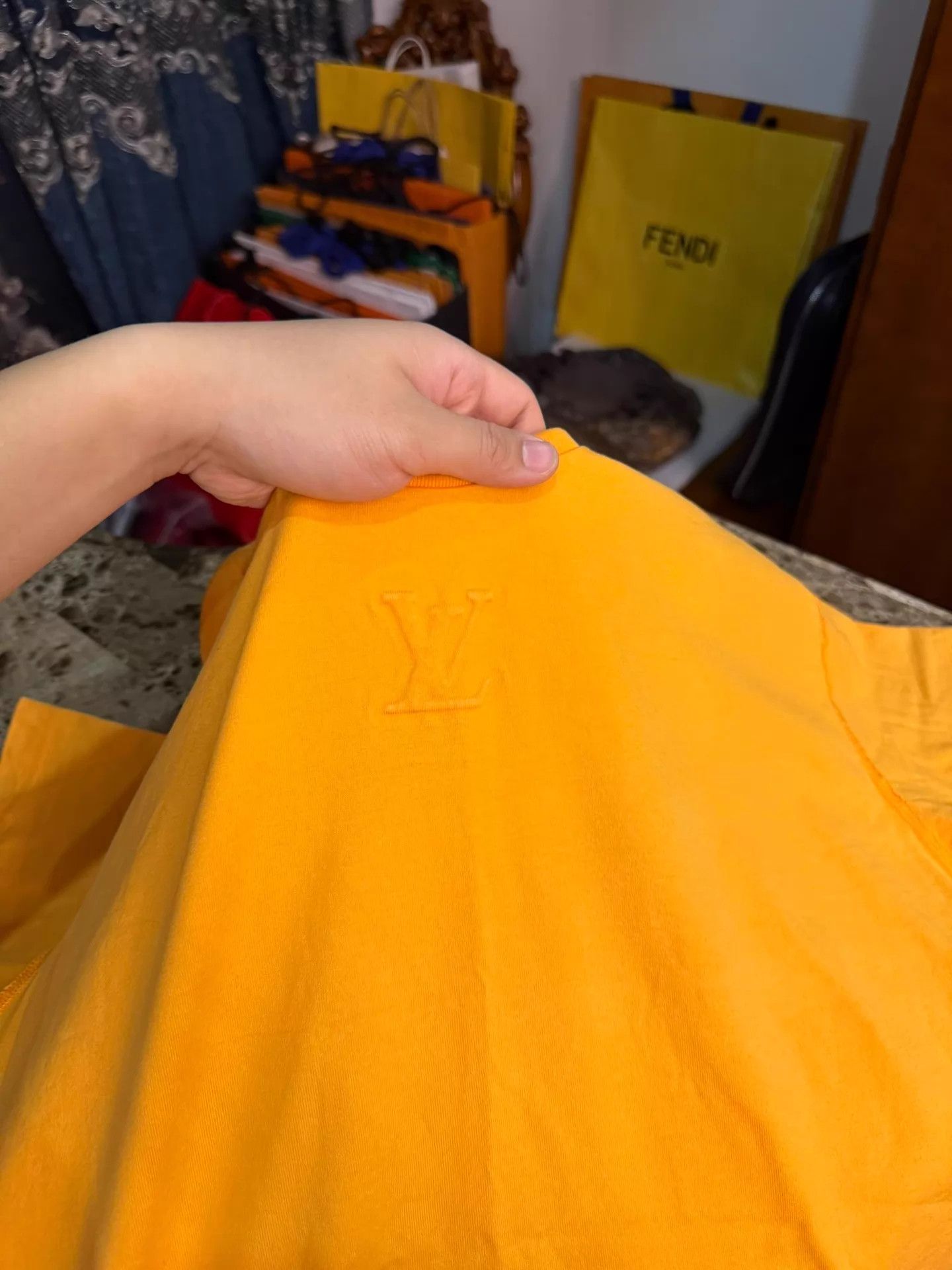 Louis Vuitton LV 2025 3D Logo M Minimalist T - shirt Size US M / EU 48-50 / 2 - 4 Thumbnail