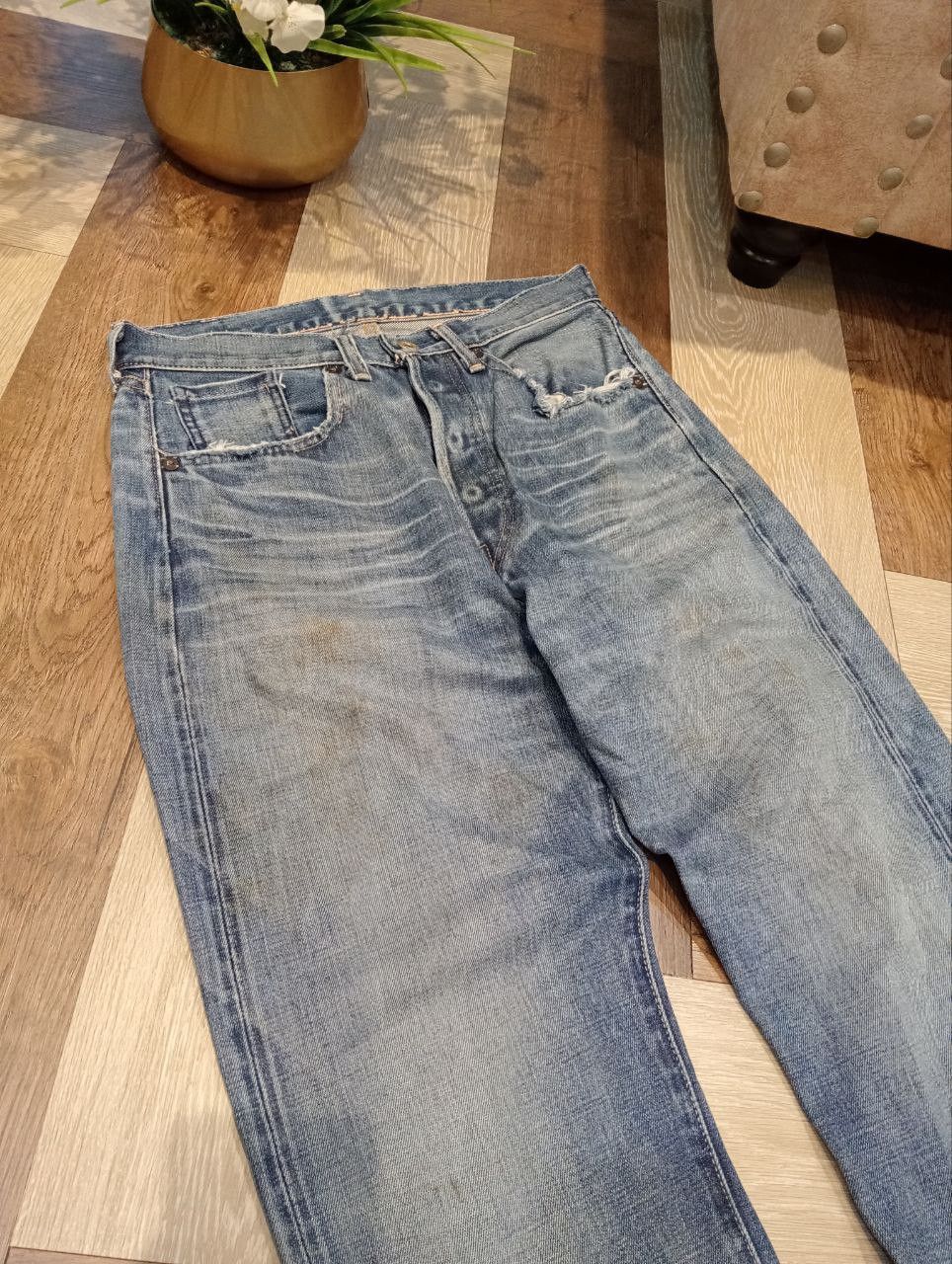 Levi's Vintage Clothing LEVI'S VINTAGE 501 CAPITAL E SELVEDGE BLUE DENIM JEANS Size US 30 / EU 46 - 5 Thumbnail
