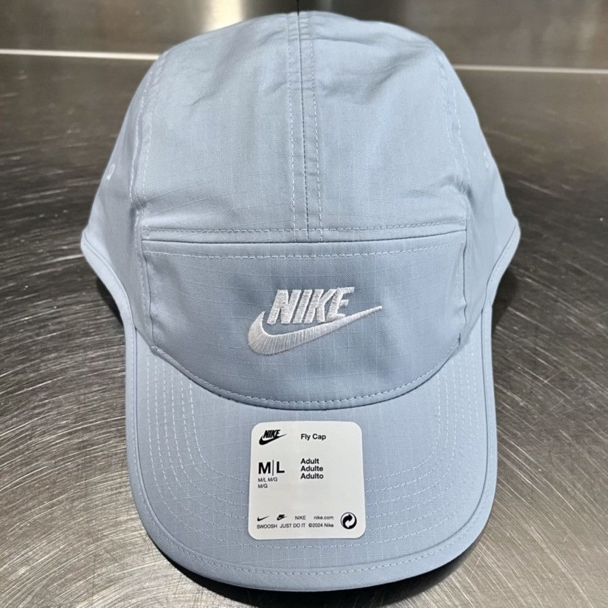 Nike Nike Fly Cap 5 Panel Futura Swoosh Logo Strapback Hat M / L Size ONE SIZE - 1 Thumbnail