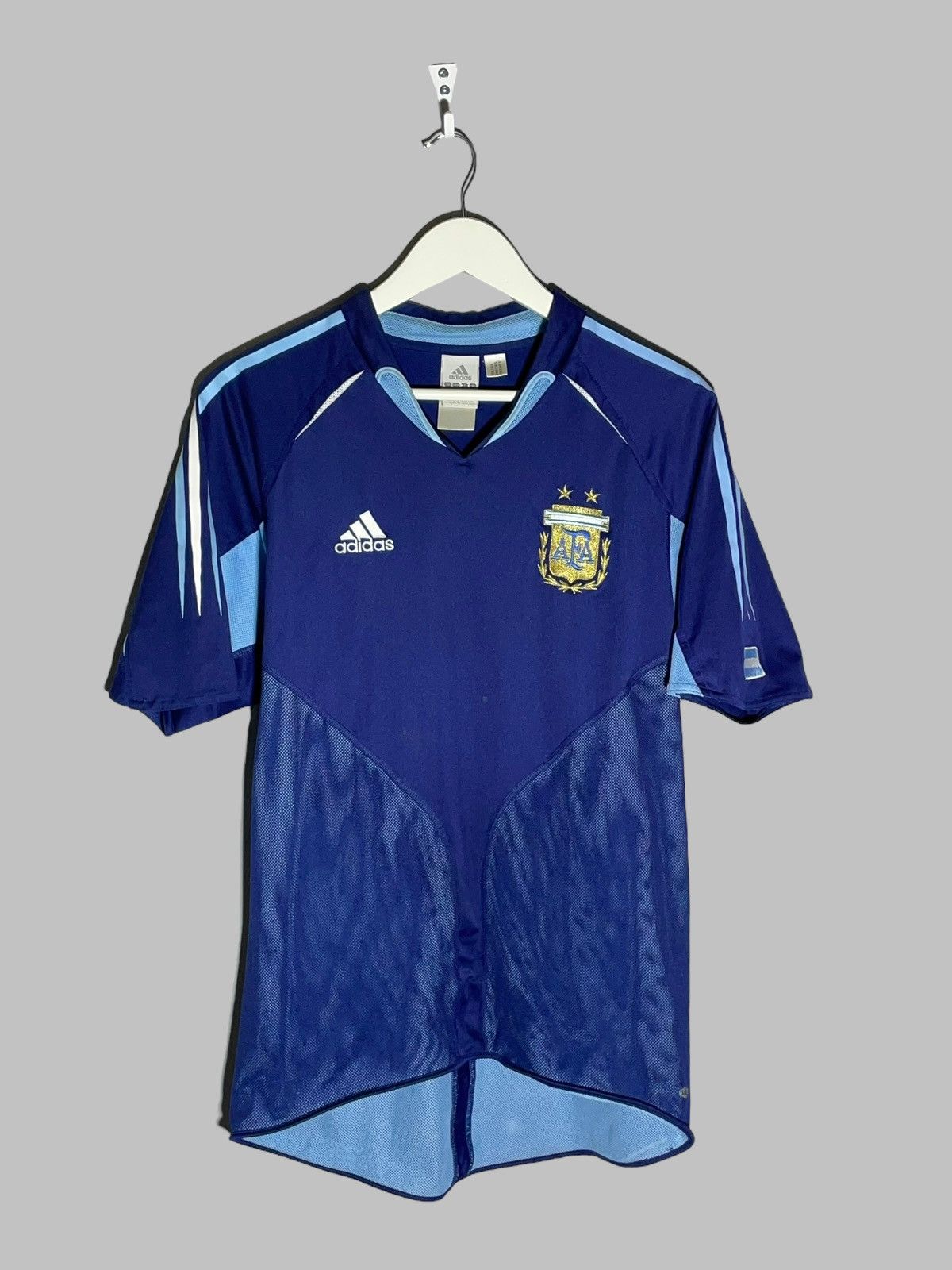 Adidas × Vintage National Team Argentina Adidas 2004 Away Vintage Jersey Size US M / EU 48-50 / 2 - 1 Thumbnail