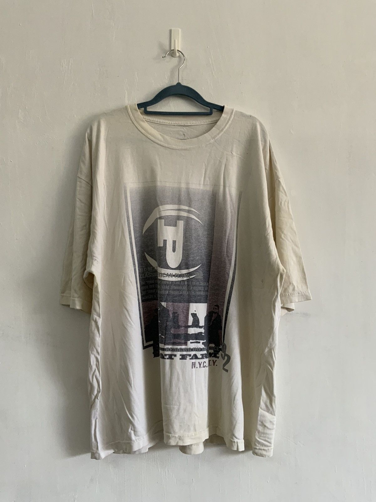 Vintage Vintage Phat Farm N.Y.C.I.T.Y 92 Big Logo Archive Tee Size US XL / EU 56 / 4 - 1 Thumbnail