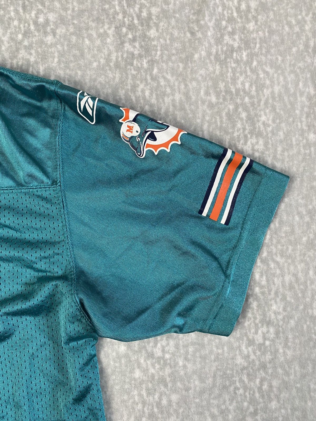 Reebok Vintage Miami Dolphins 99 Taylor Reebok NFL jersey Size US XL / EU 56 / 4 - 2 Thumbnail