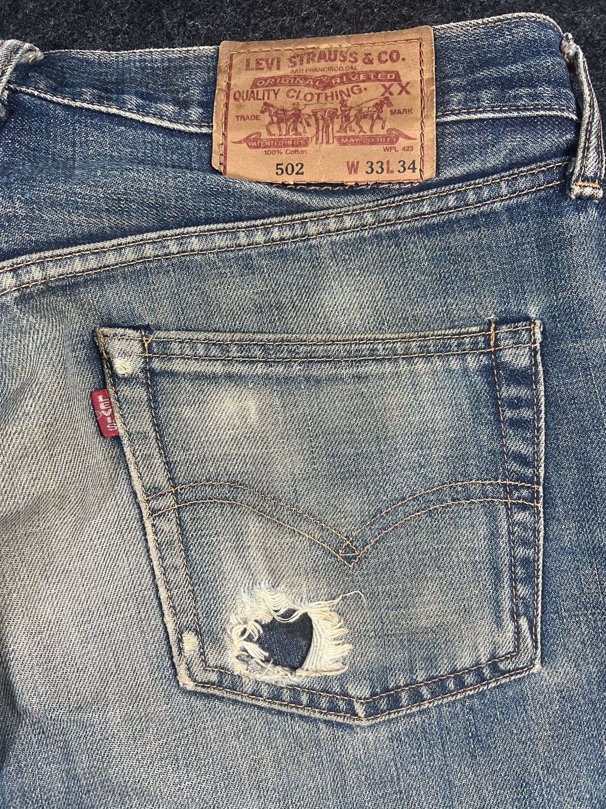 Levi's J22 Levi‘s Big E 502 Vintage Size US 33 - 6 Thumbnail