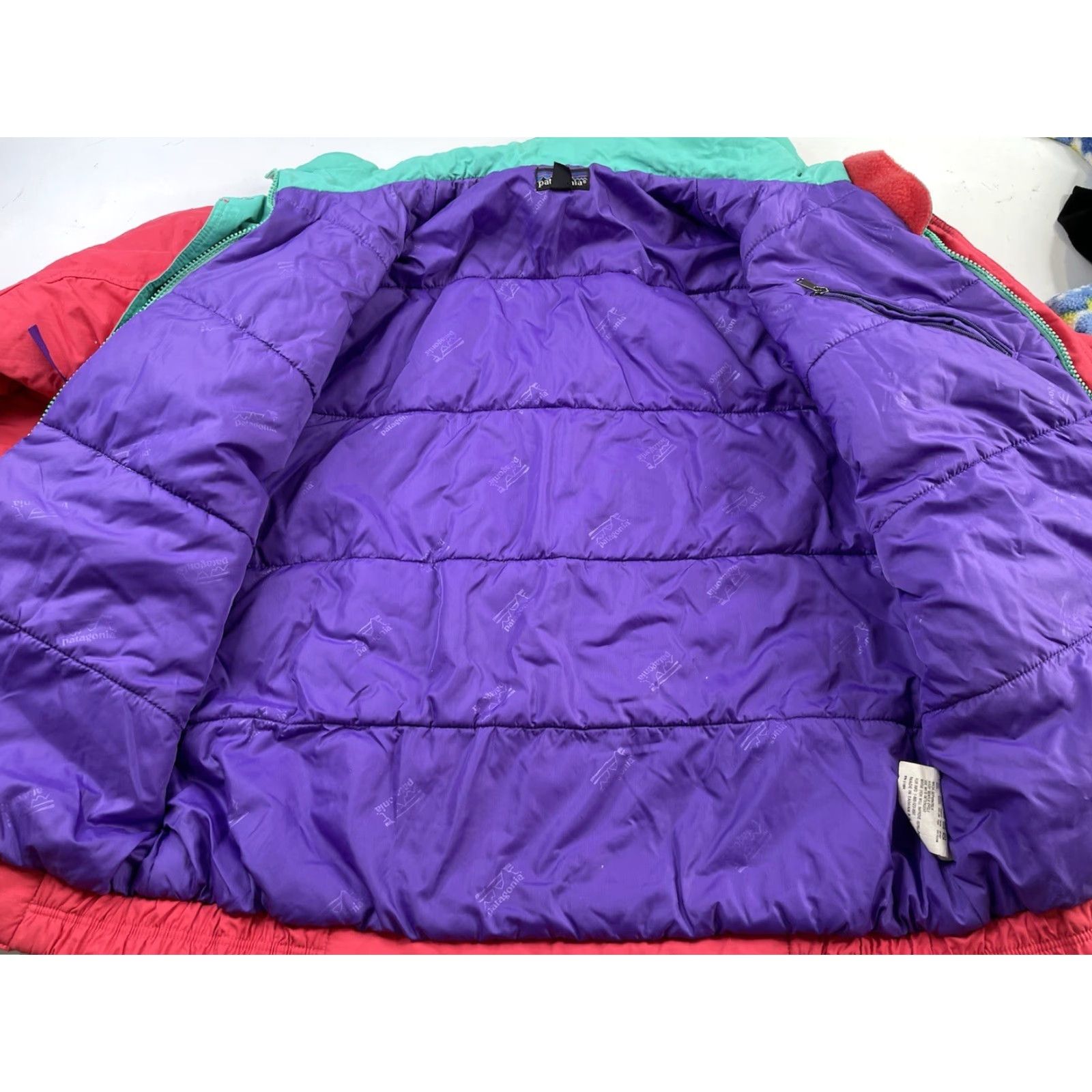 Patagonia VINTAGE Patagonia Nylon Jacket Women 12 Pink Purple Insulated Jacket Size XL / US 12-14 / IT 48-50 - 2 Thumbnail