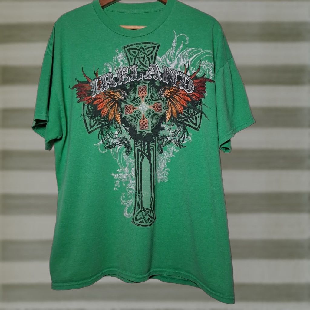 Vintage Ireland Shirt Men XL Green Celtic Cross Angel Wings Y2K Graphic T-Shirt reads Size US XL / EU 56 / 4 - 1 Thumbnail