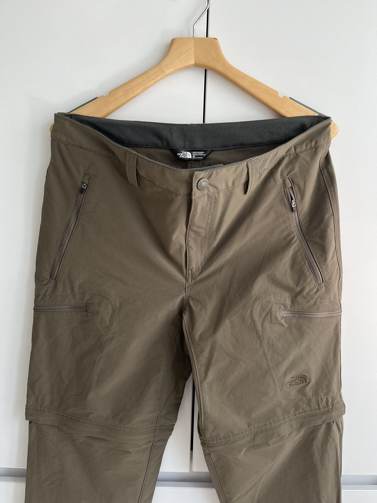 The North Face TNF Zipped Cargo Transformer Pants Packable Mens 36 size Size US 36 / EU 52 - 2 Thumbnail